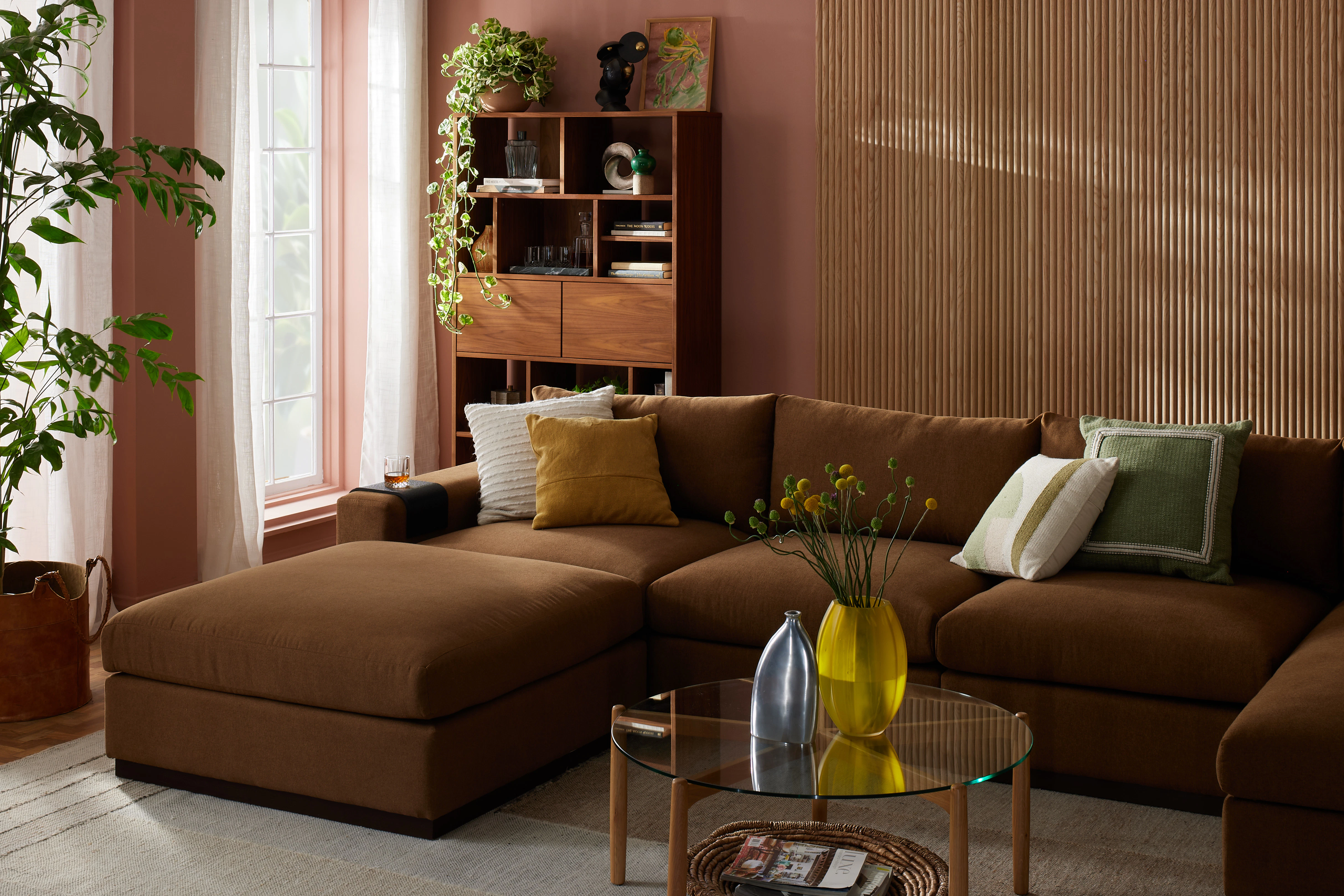 Holt Grand Sectional Faithful Mochac