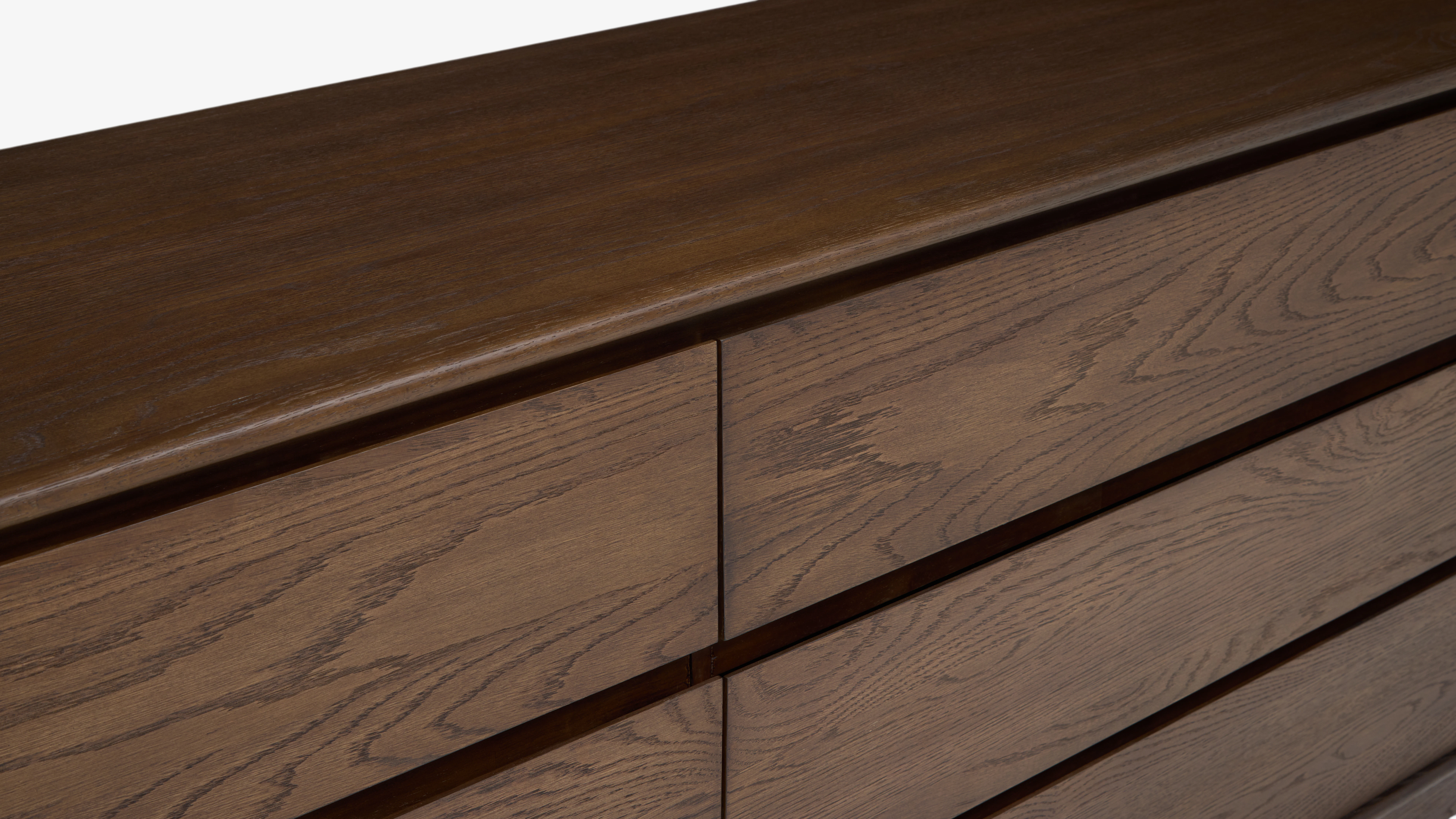 Maya Dresser