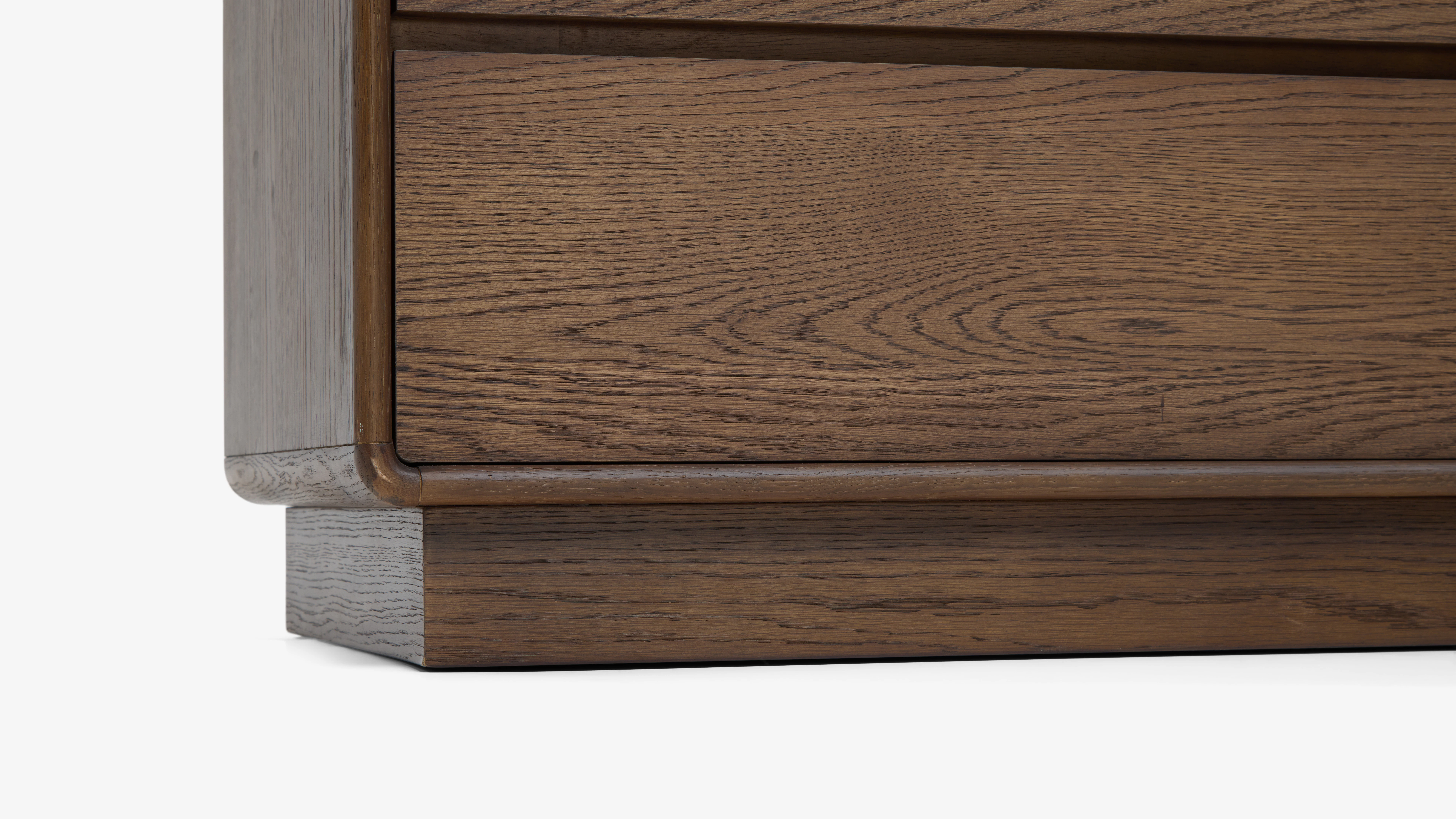 Maya Dresser