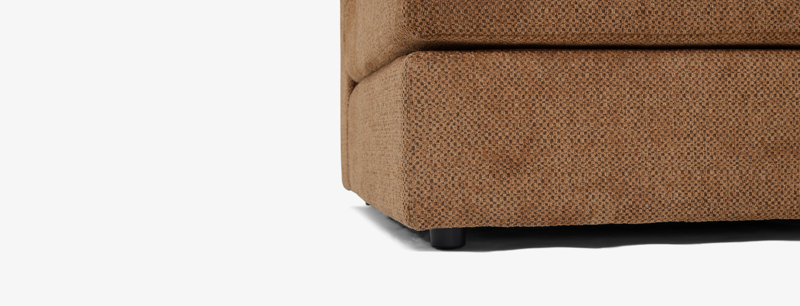 Wilder Armless Telly Sienna