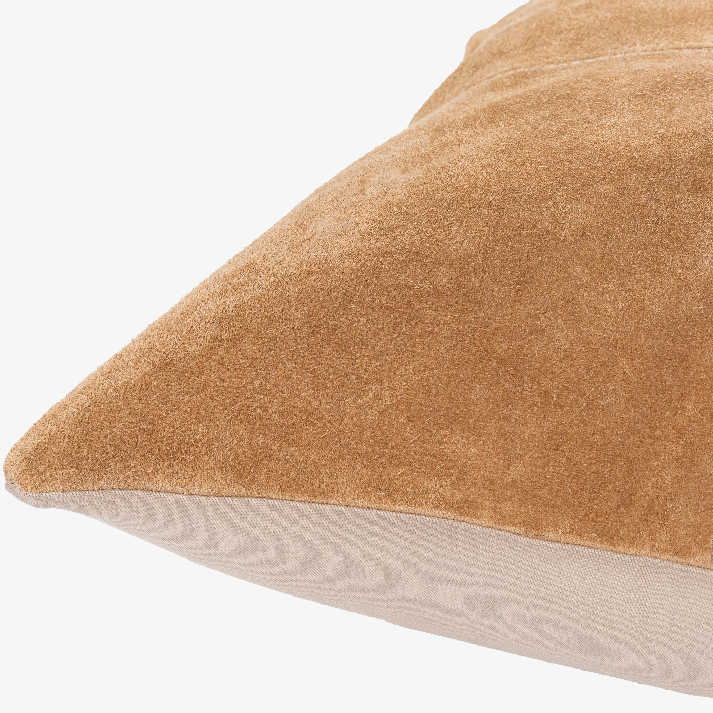 Miley Pillow