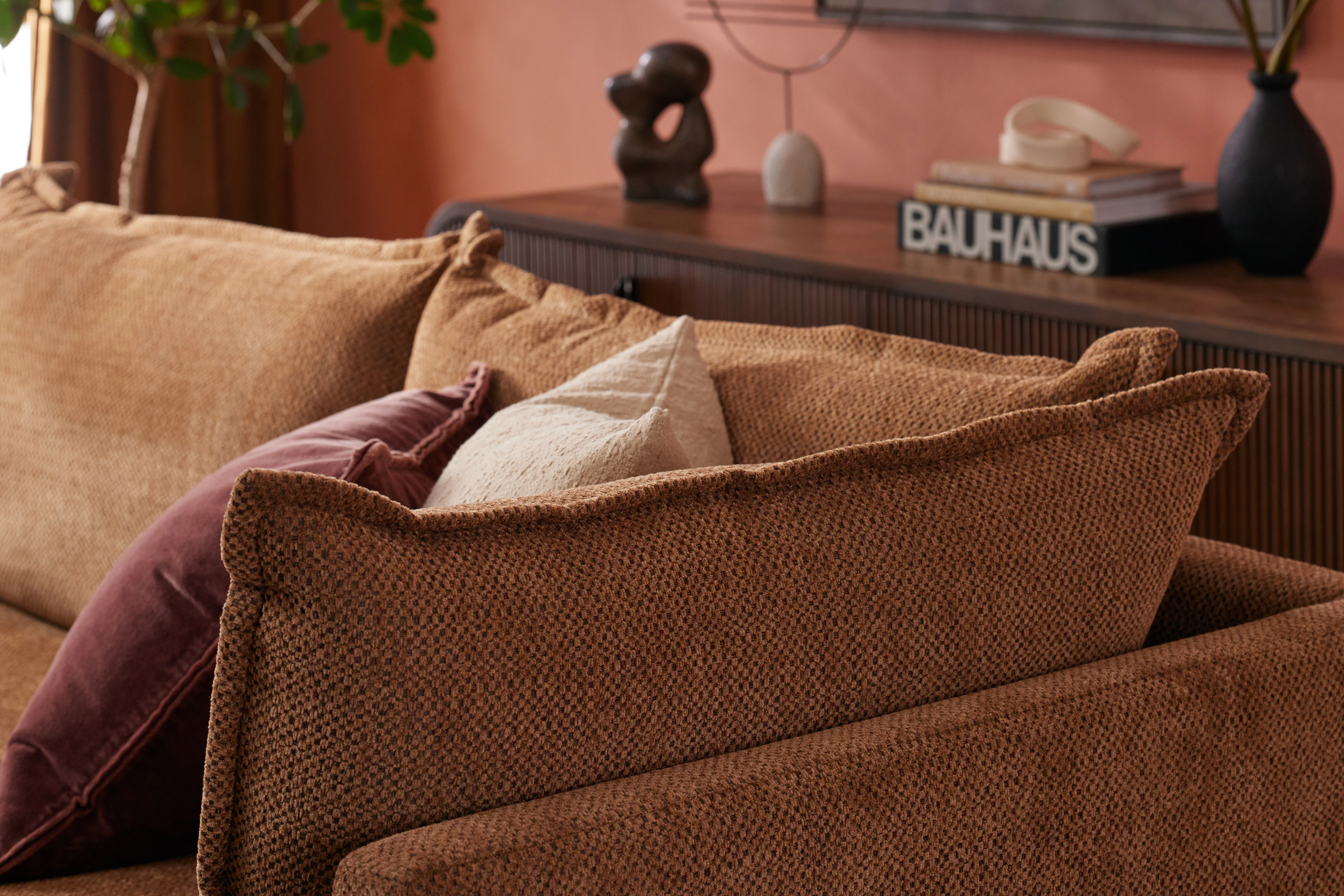 Wilder Sectional With Bumper Telly SIenna