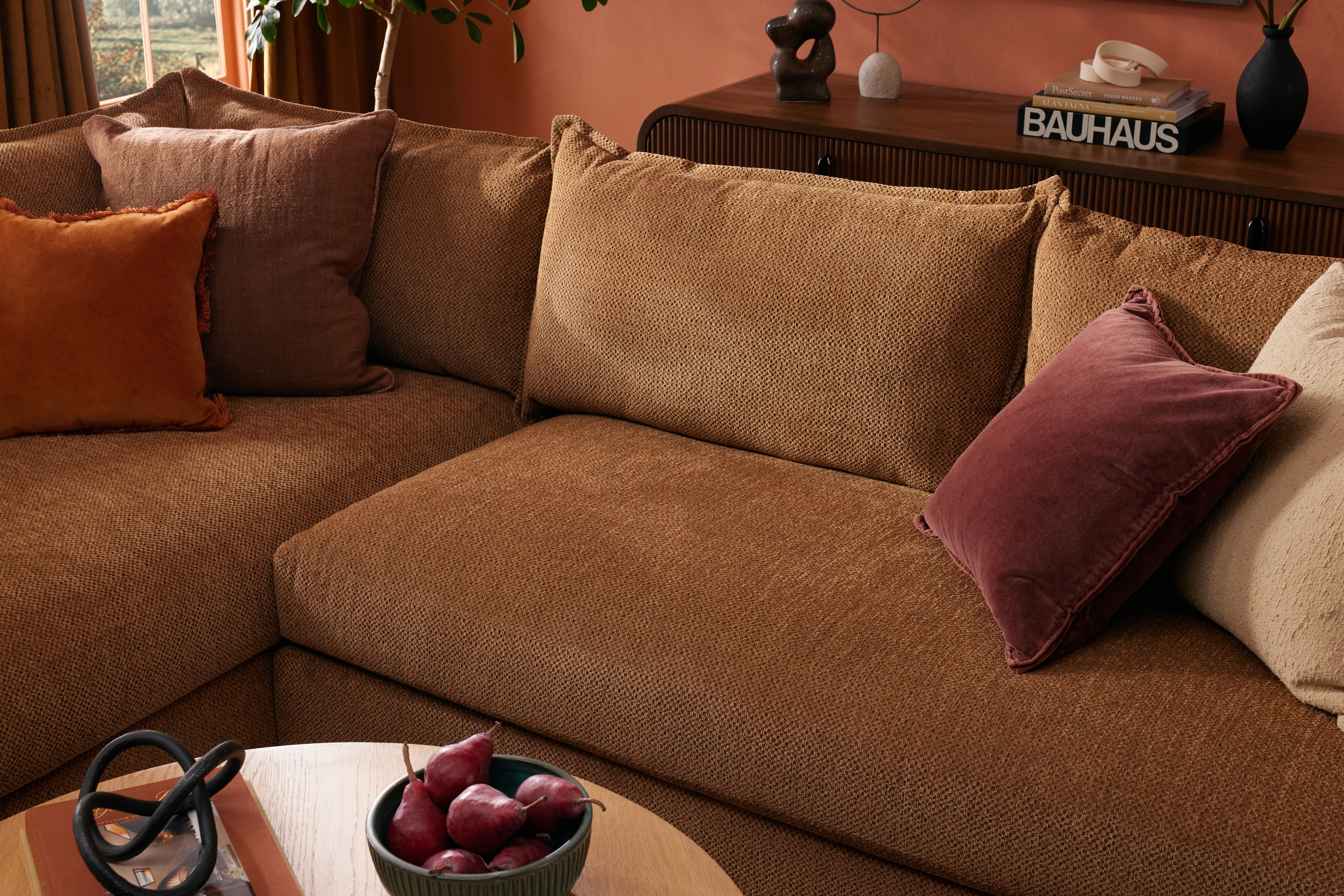 Wilder Sectional With Bumper Telly SIenna