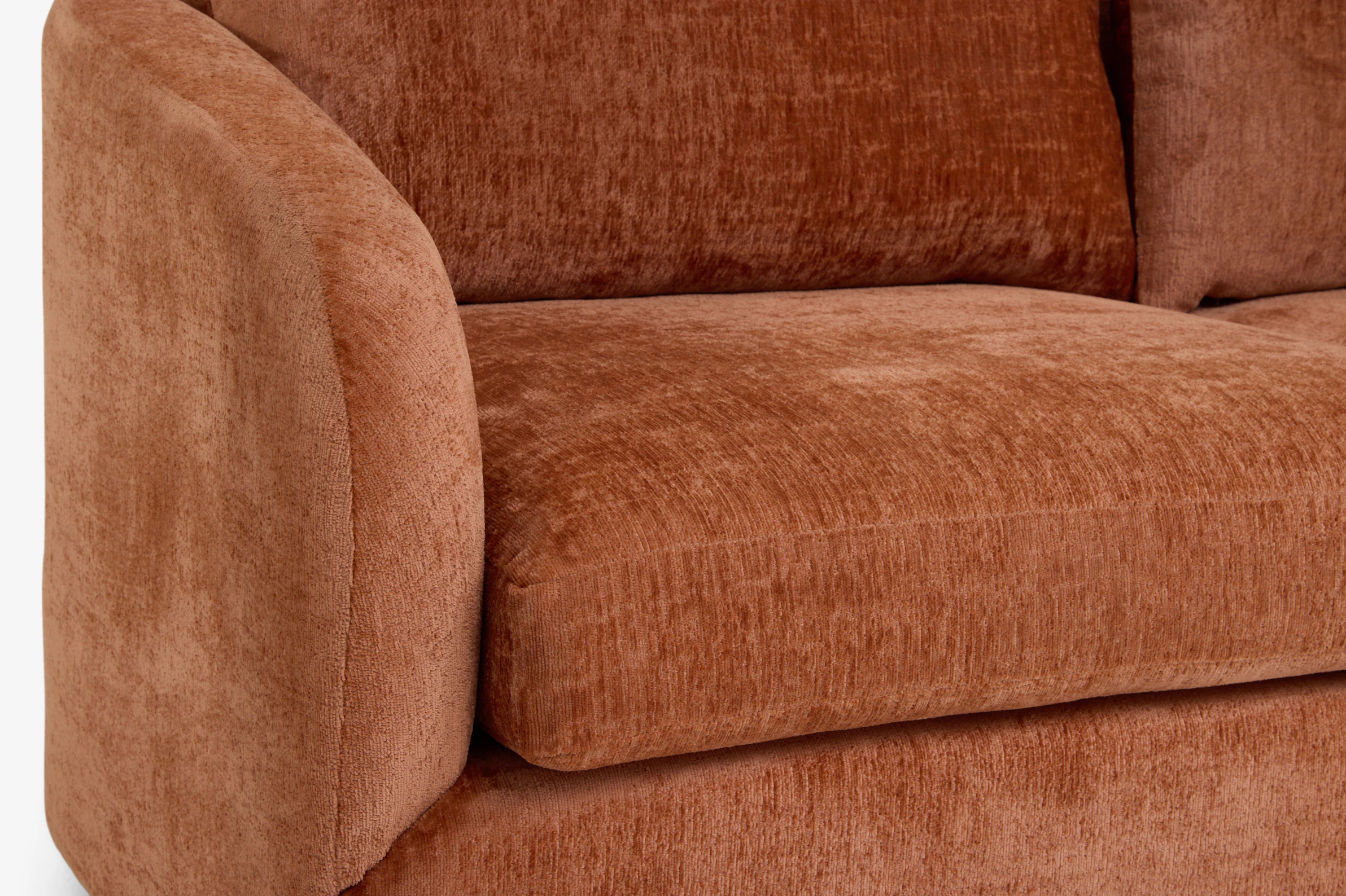 Amelia Sectional Plush Terra Rose