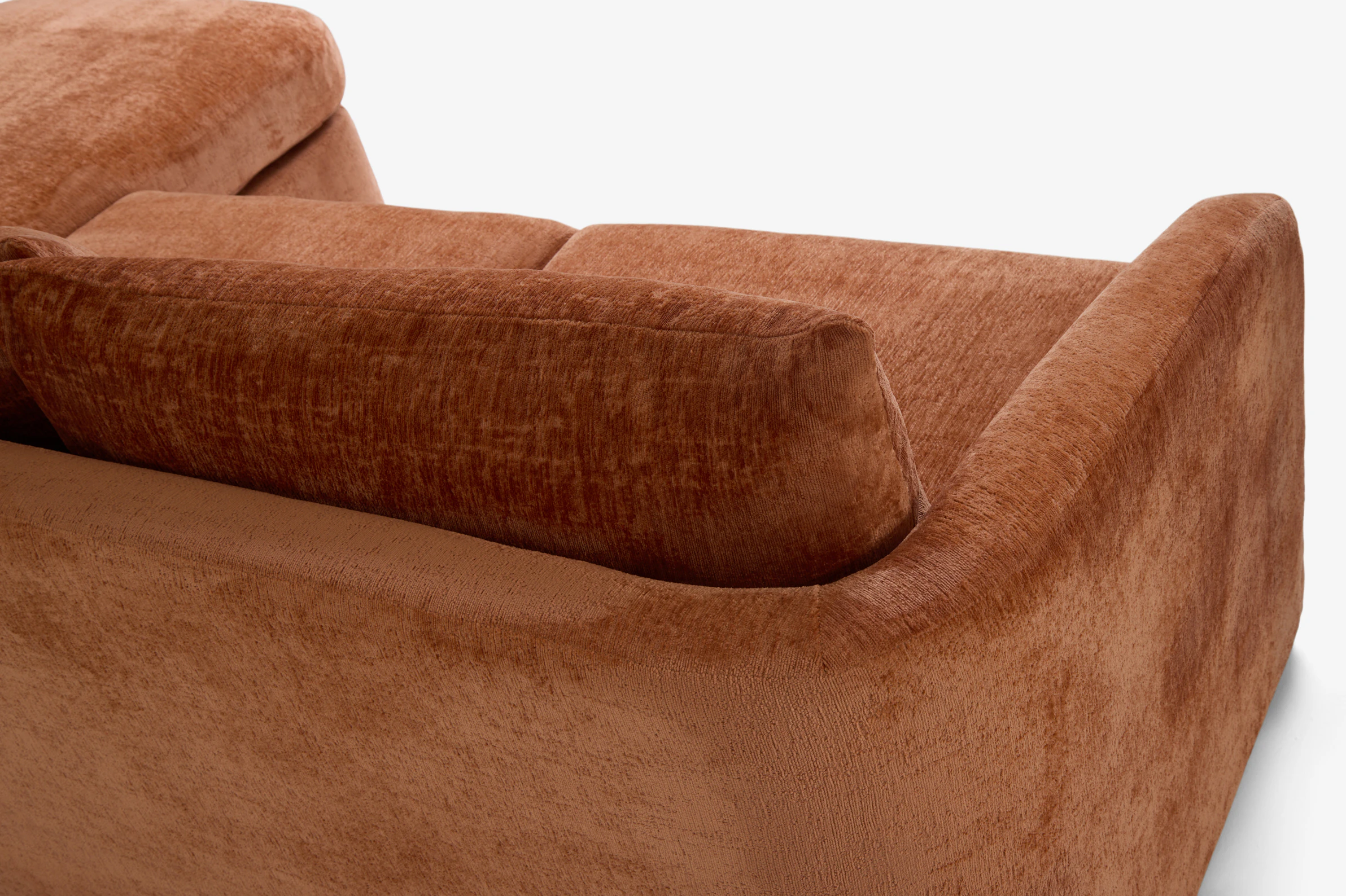 Amelia Sectional Plush Terra Rose