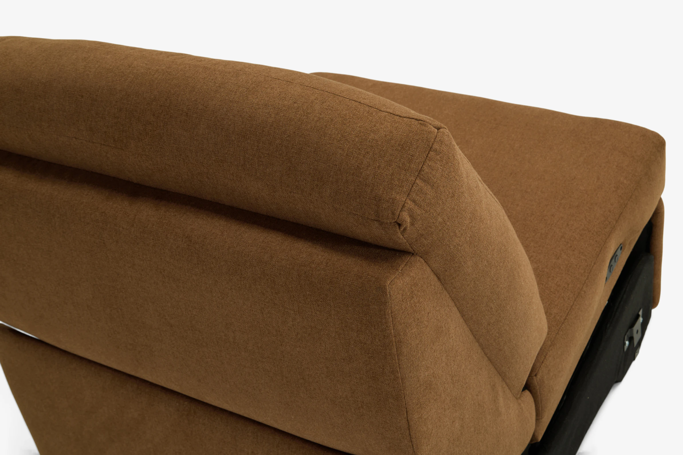 Arlo Armless Chair Power Faithful Mocha