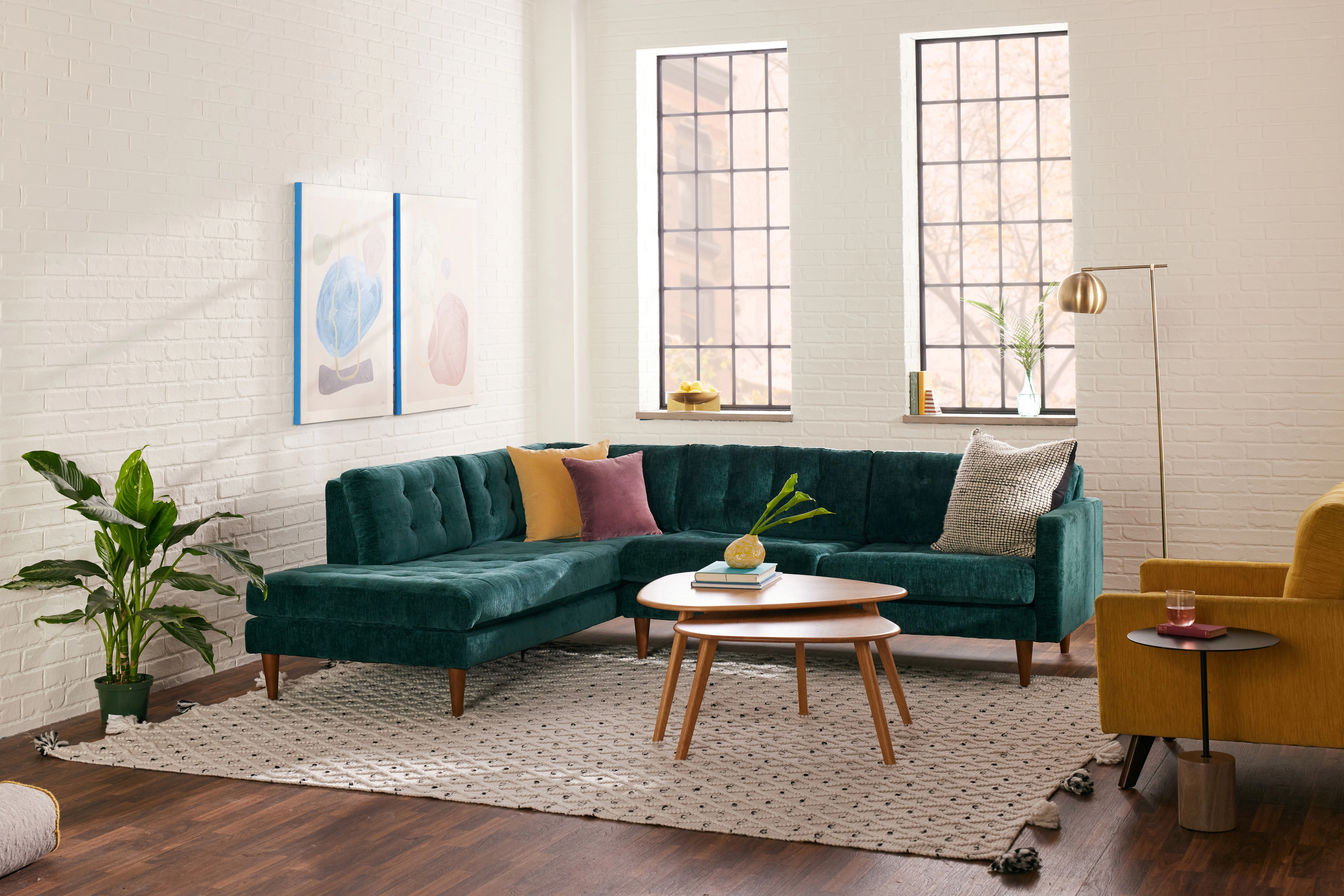 Elliot Sectional With Bumper