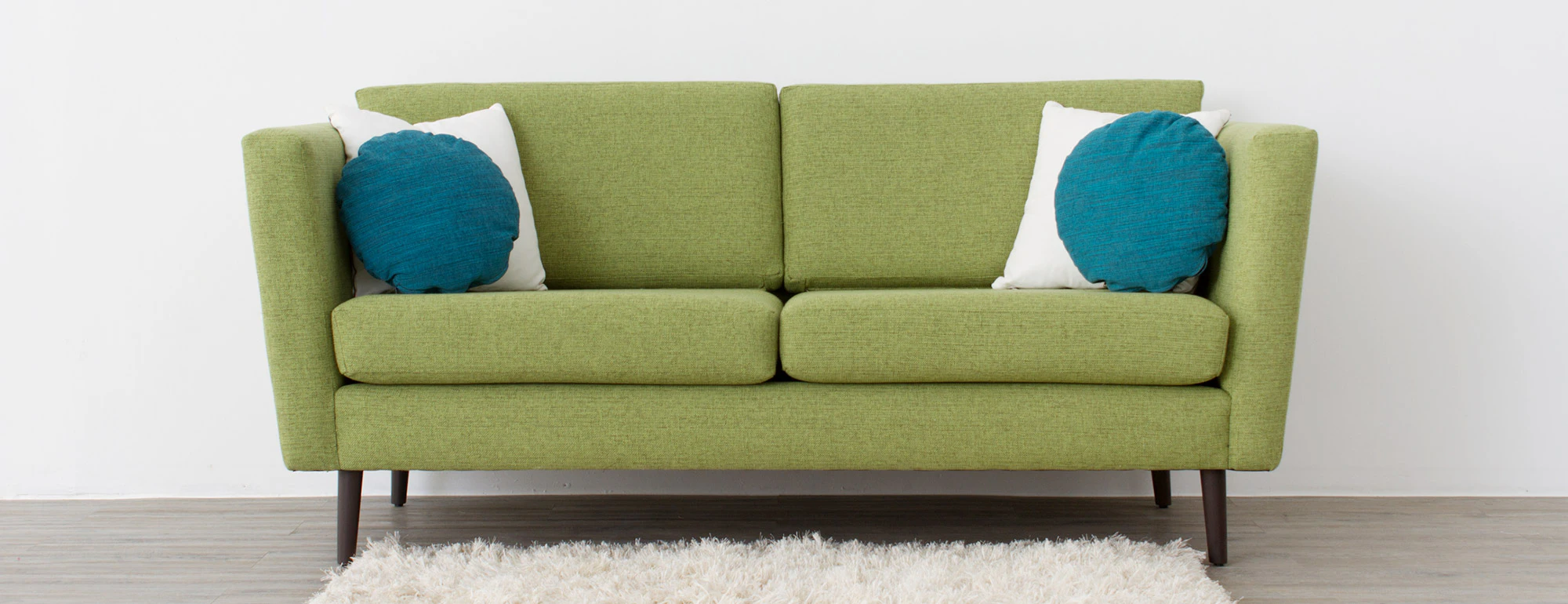 hero deluna loveseat