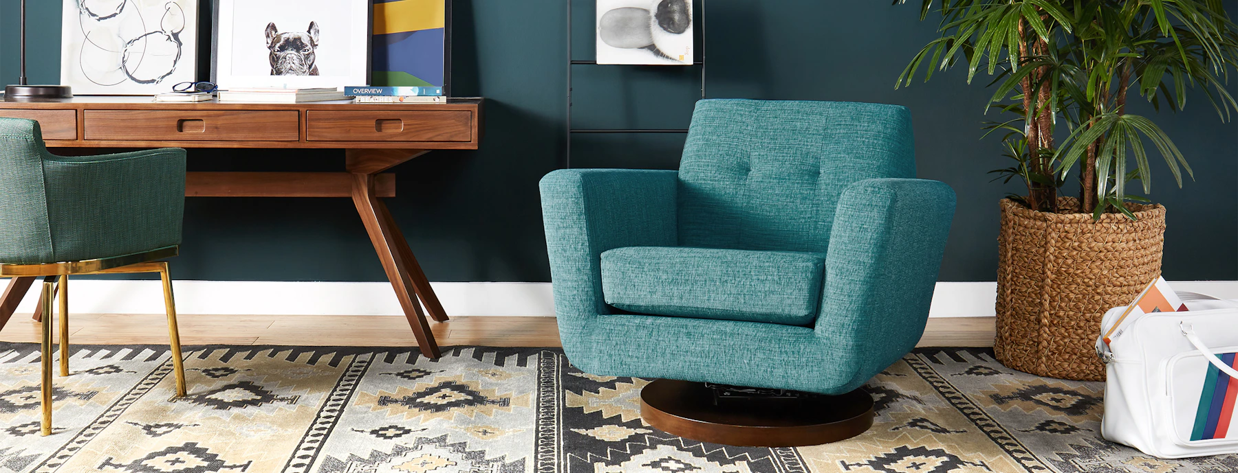 Hughes Swivel Chair