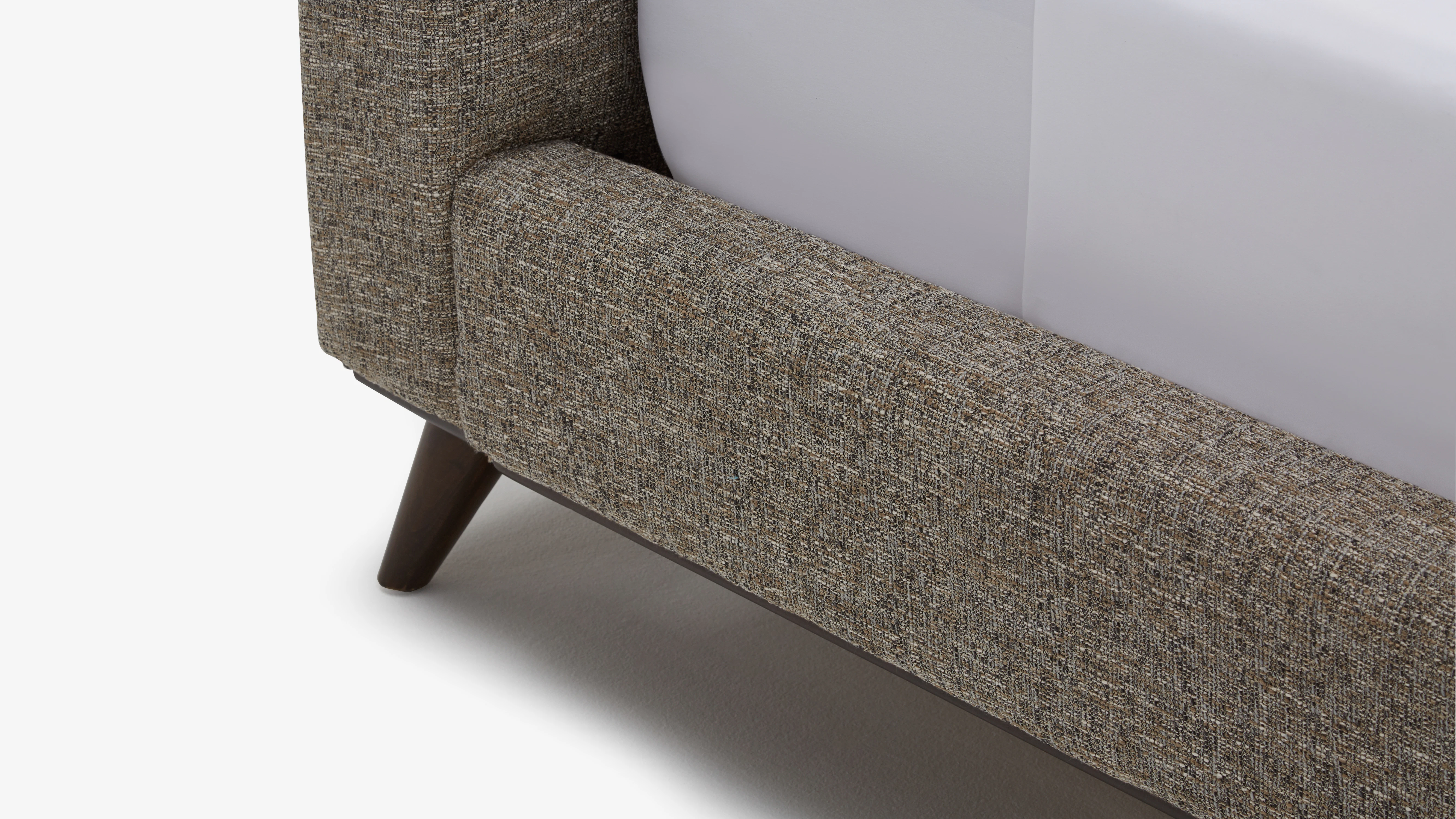 Hughes Bed Cordova Mineral