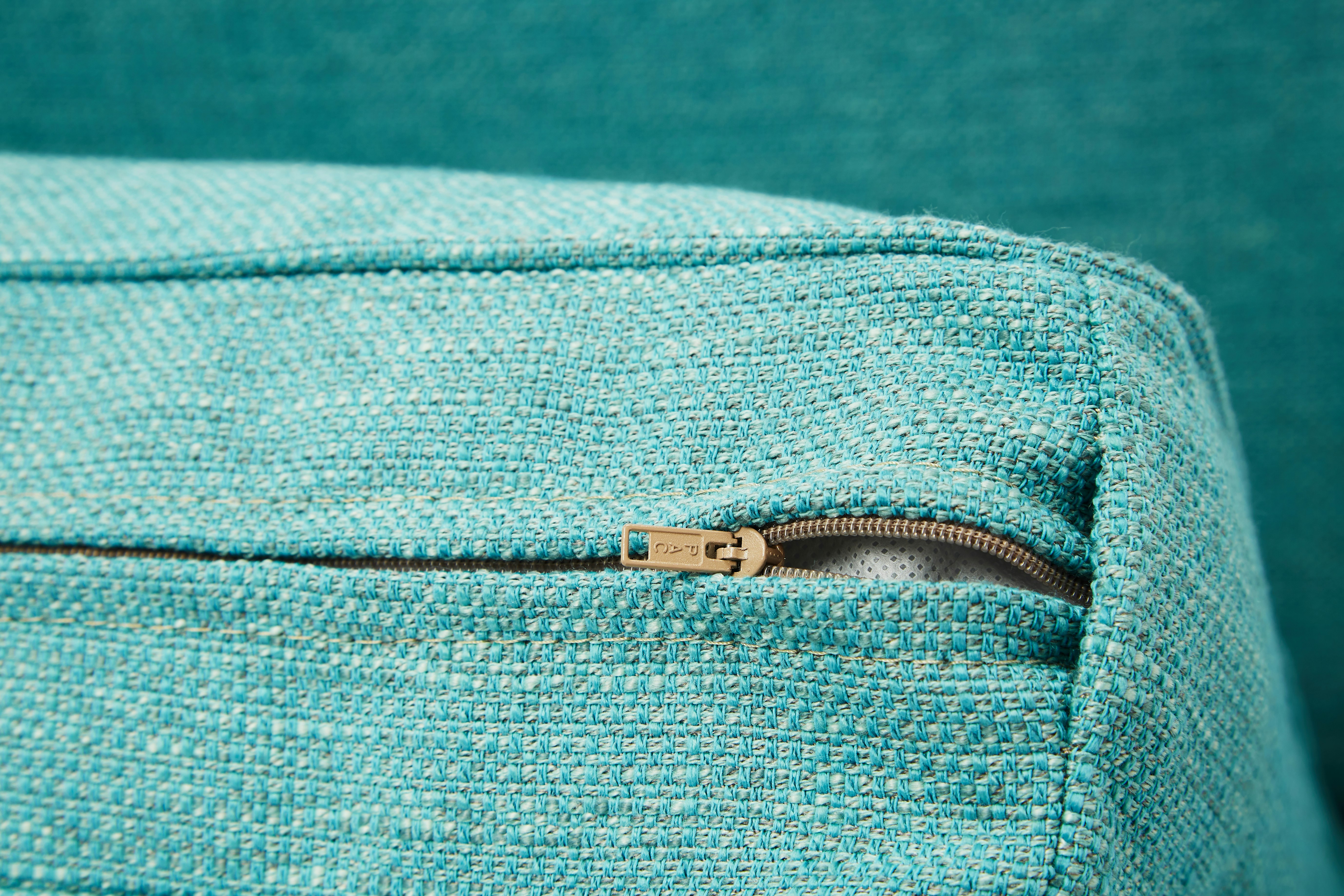 Levi Sectional Notion Thunderbird