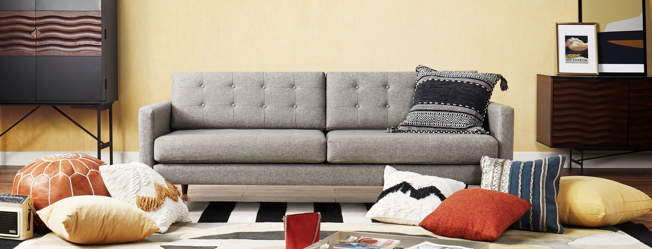 Eliot Sofa Joybird