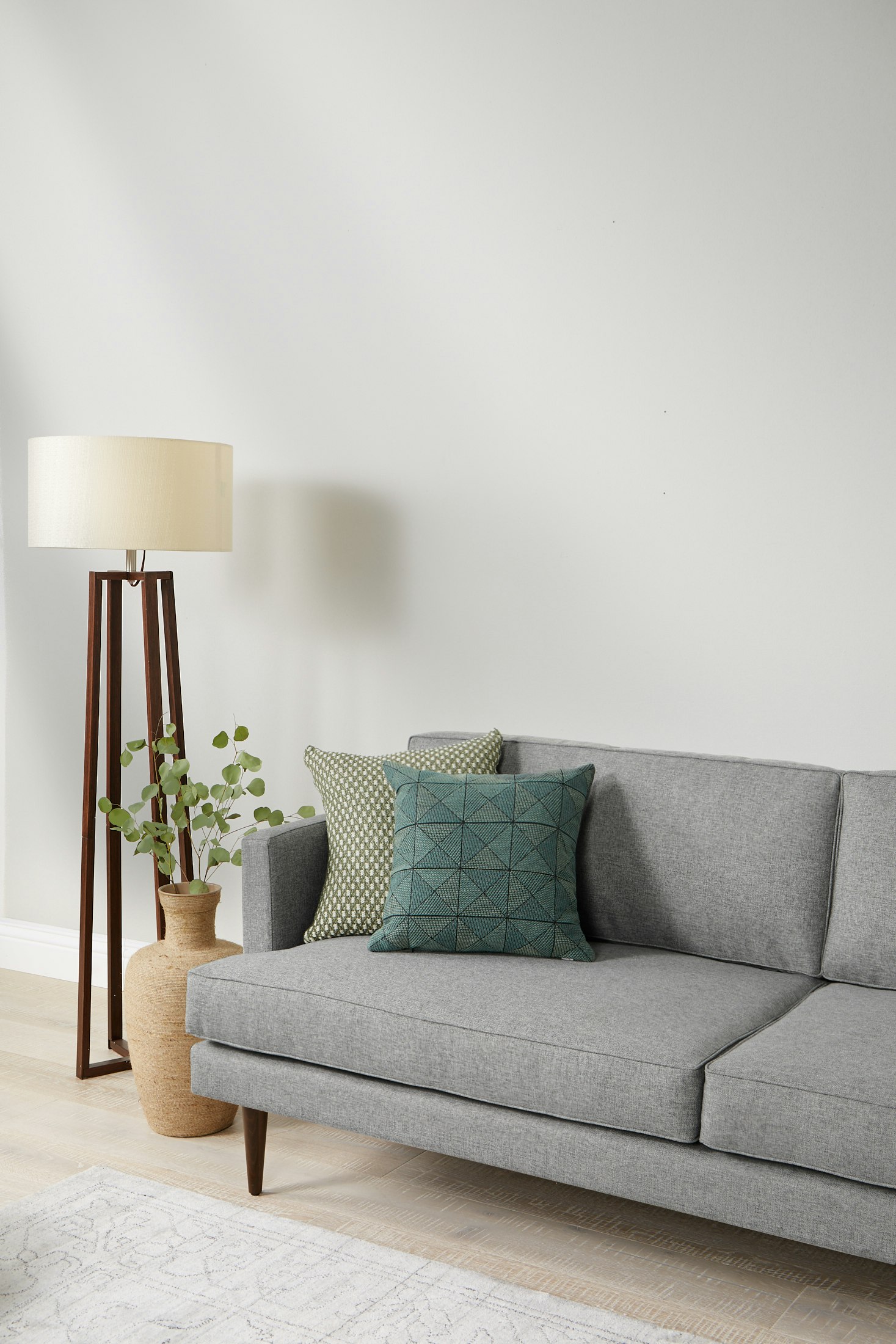 Preston Sofa Taylor Felt Grey