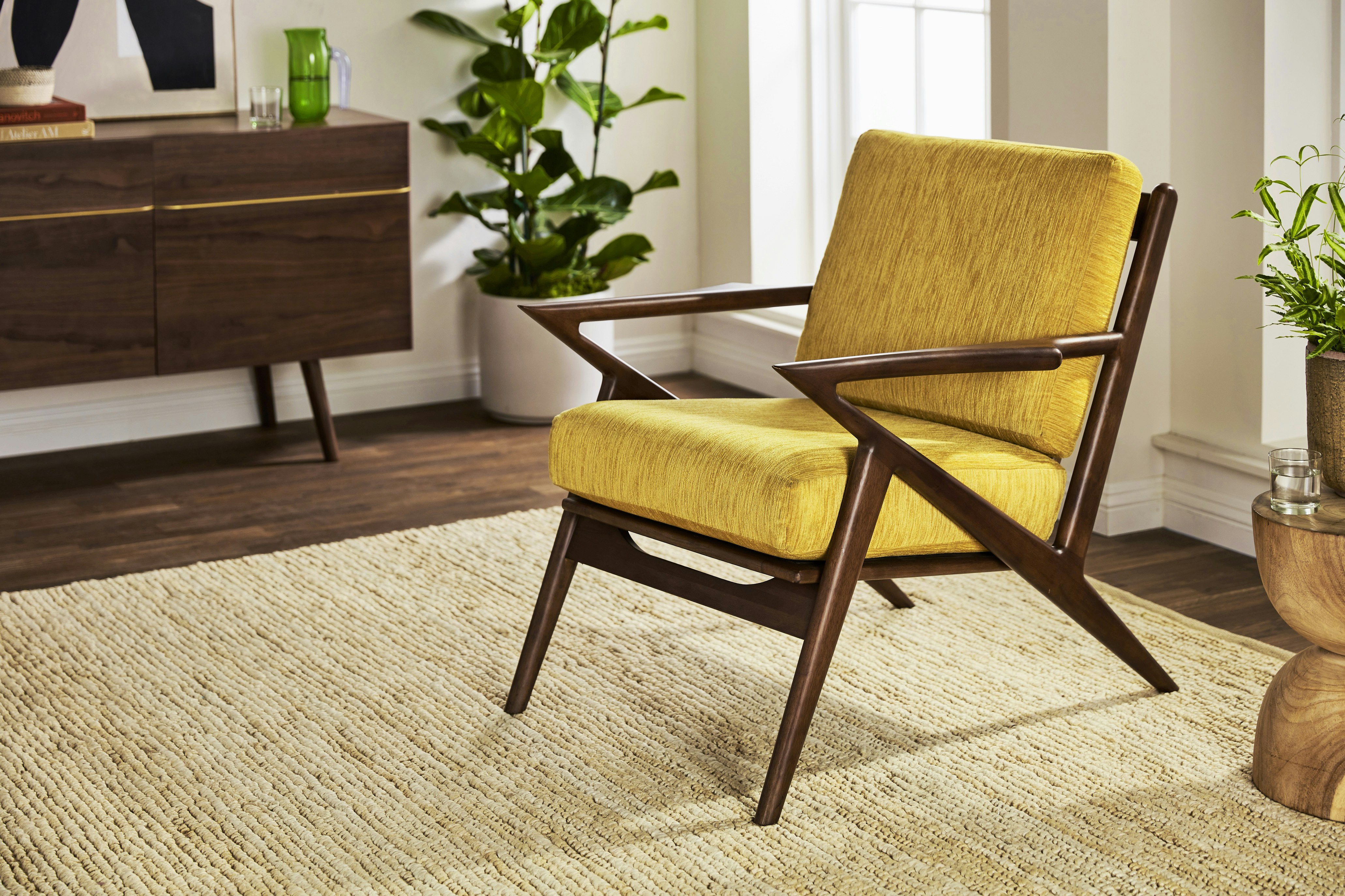 Soto apartment chair sale