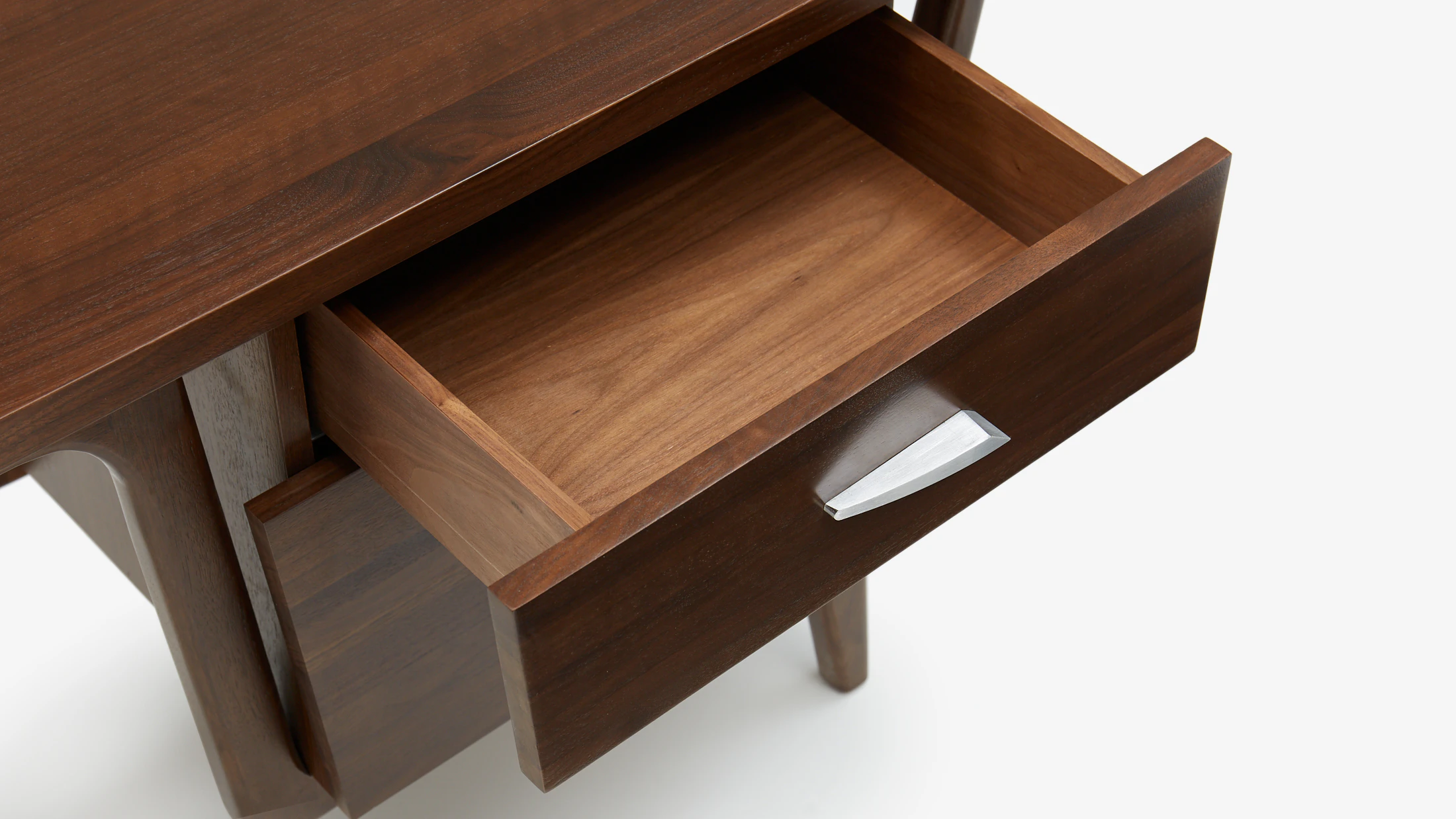 Xavier Apartment Desk