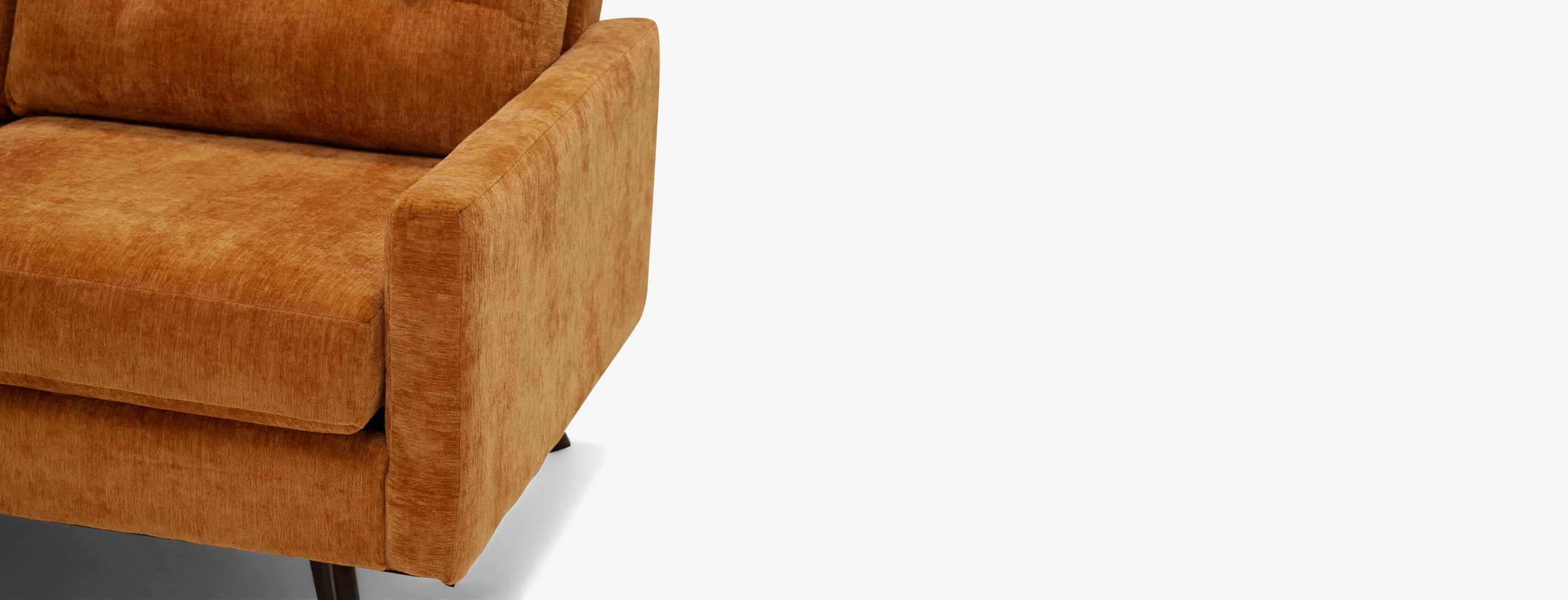 Hopson Apartment Sectional With Bumper Crave Ginger Tea