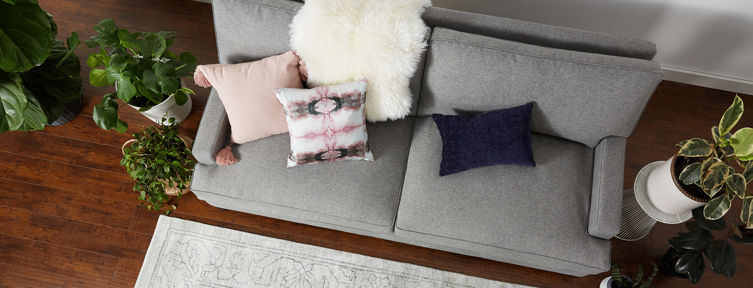 Presley Sofa Taylor Felt Grey