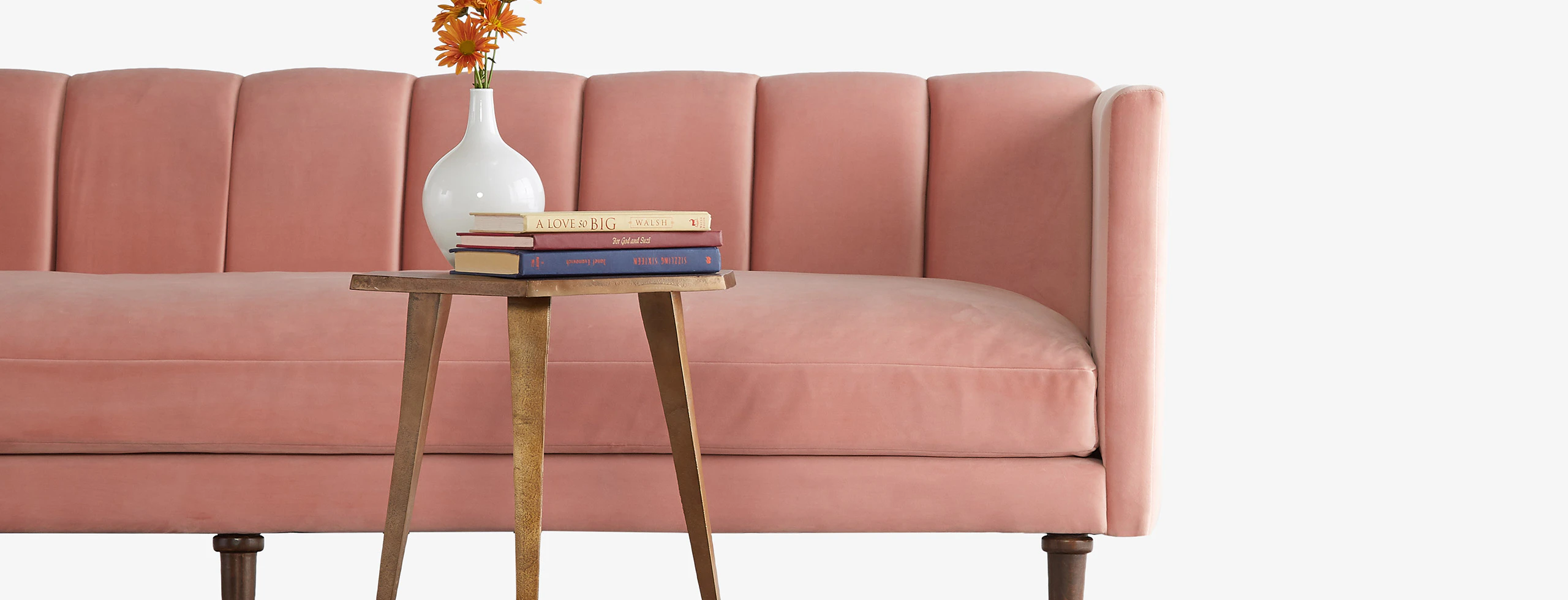 Hathaway Sofa Royale Blush
