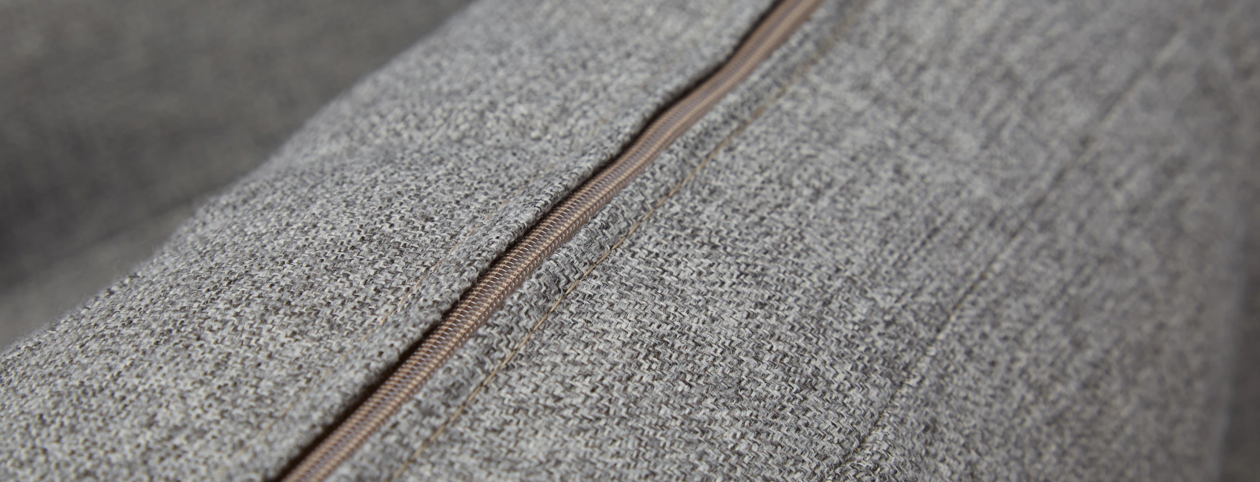 Hero Eliot Grand Sofa Taylor Felt Grey