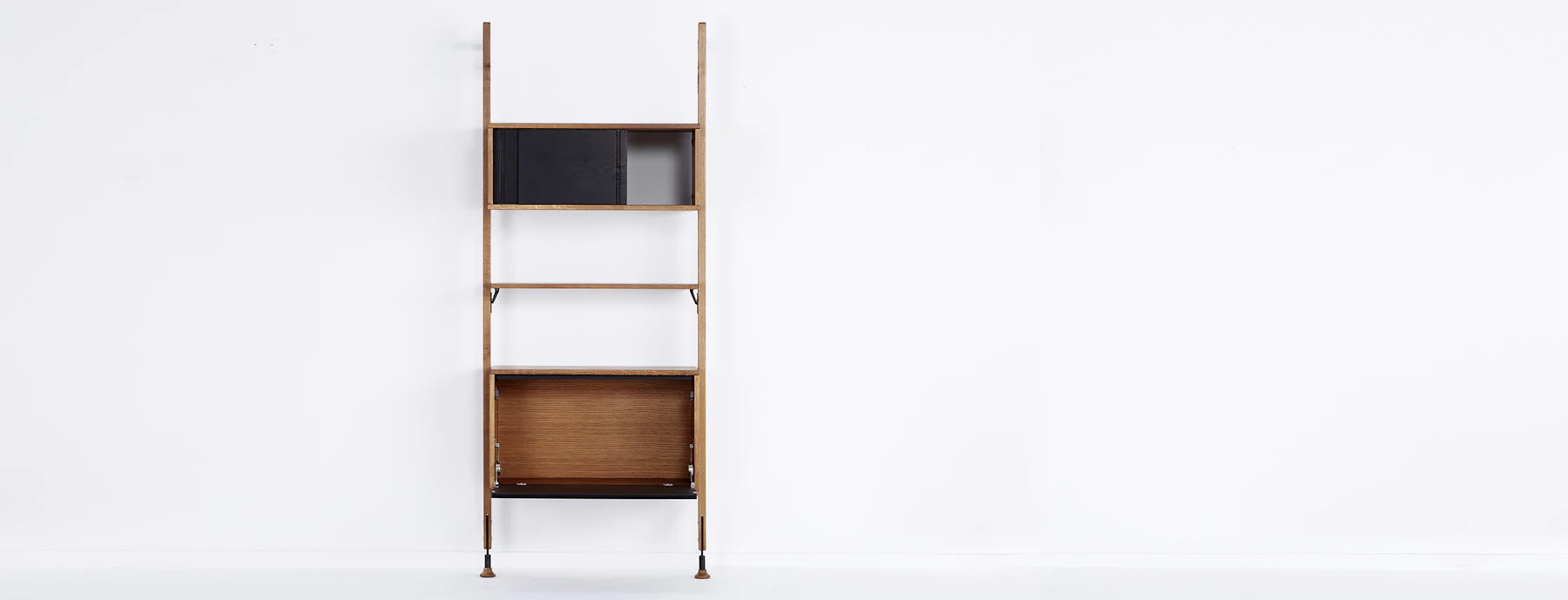 Dexter Modular Shelf with Cabinet