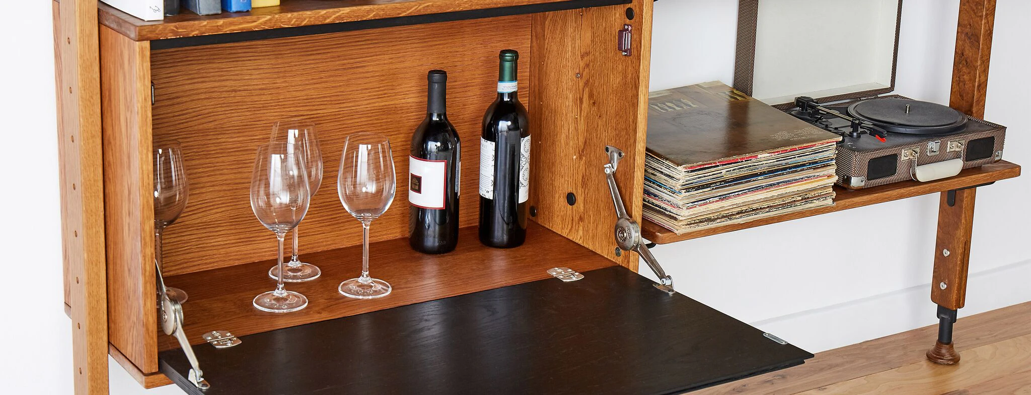 hero Dexter Piece Wall Unit preview