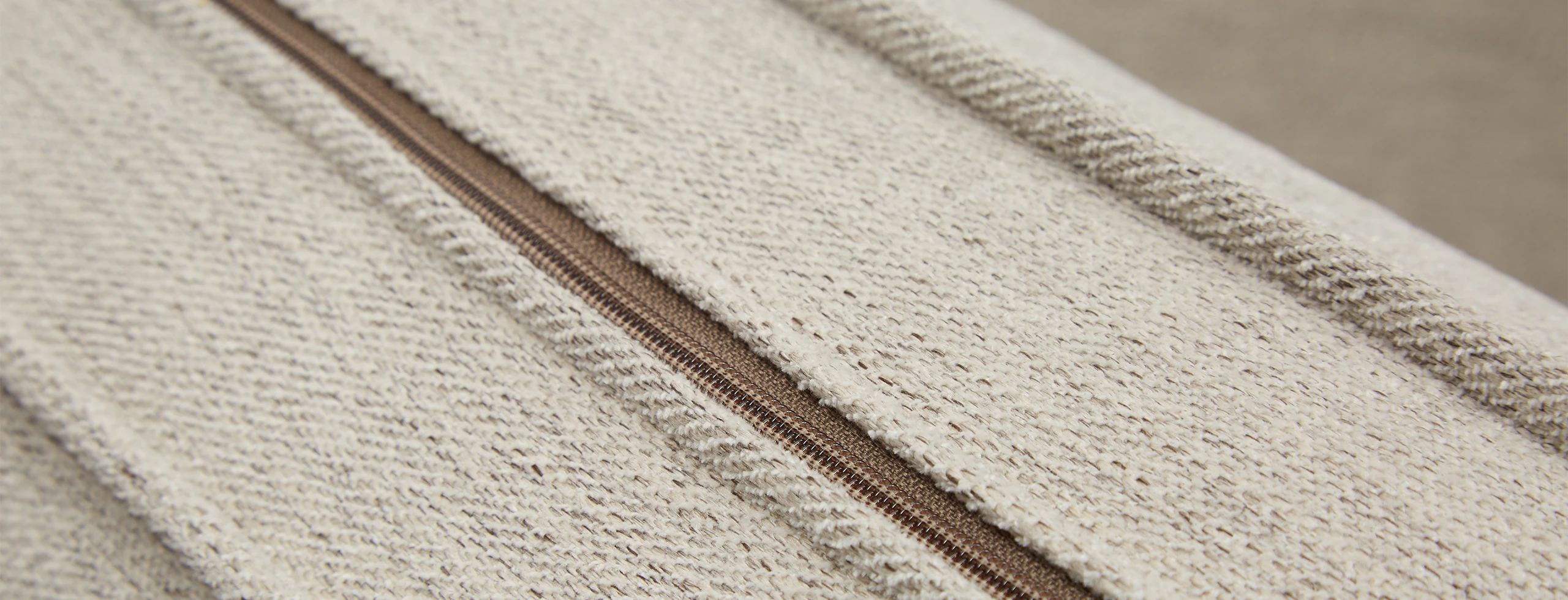 Serena Corner Sectional Merit Dove