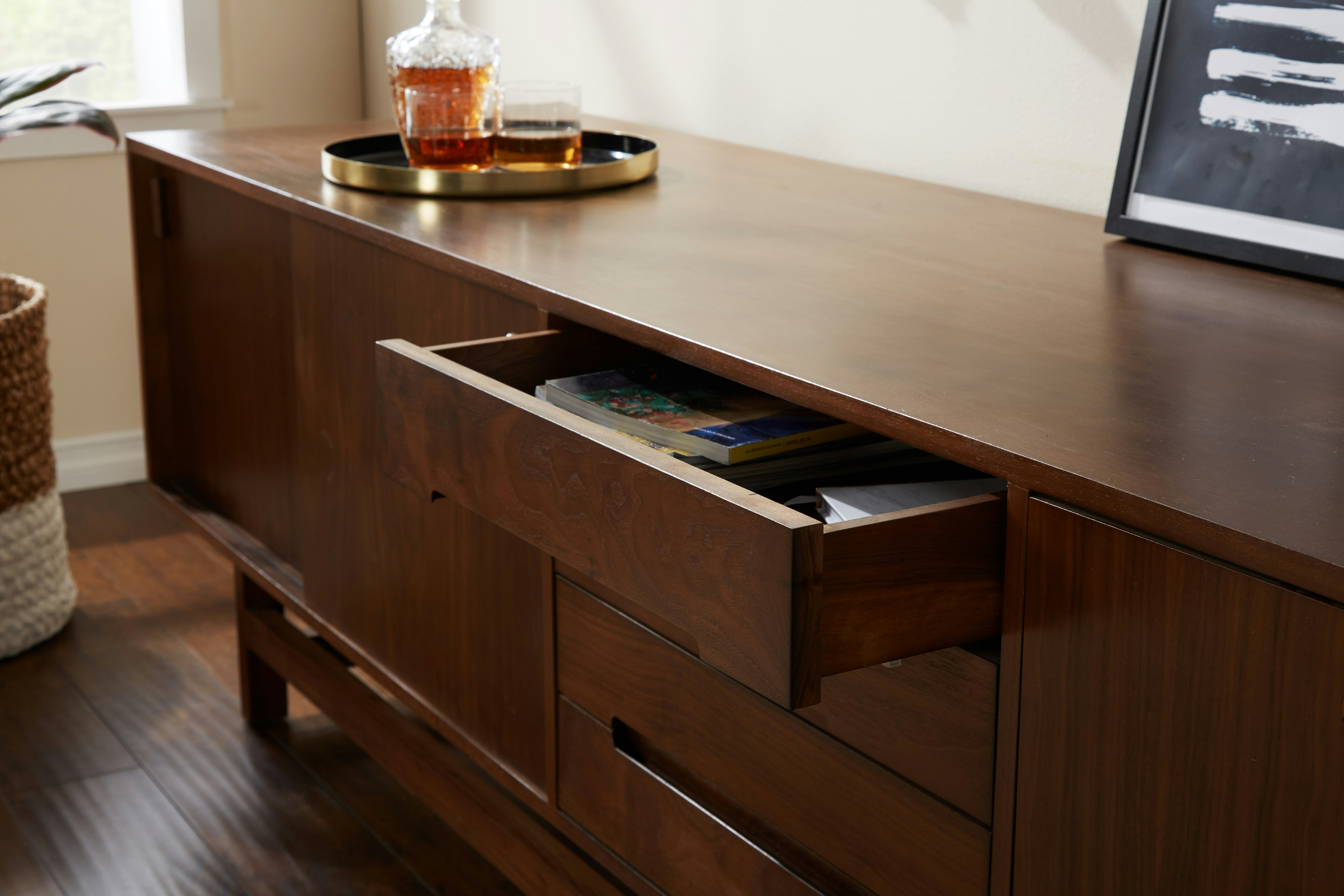 Williams Media Console