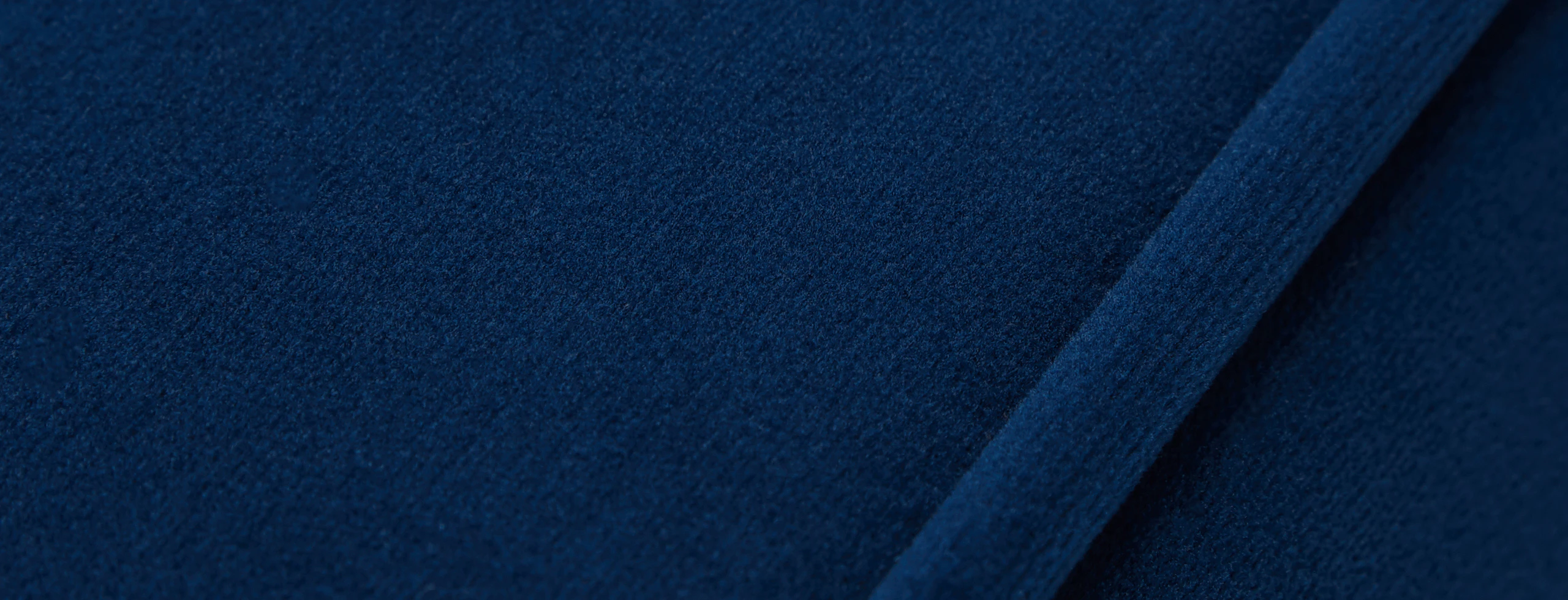 Hero Briar Sofa Royale Cobalt
