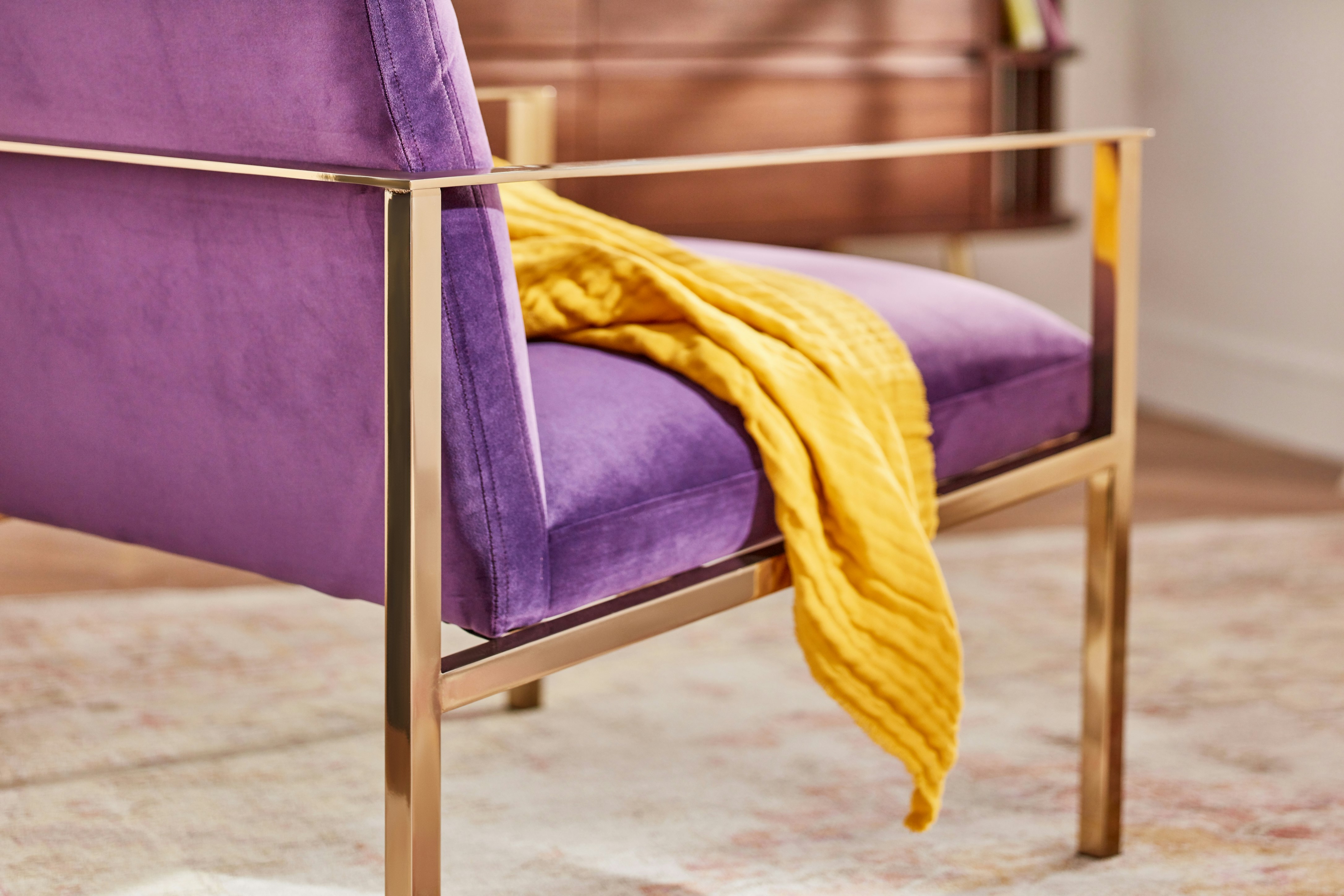 Orla accent chair royale amethys