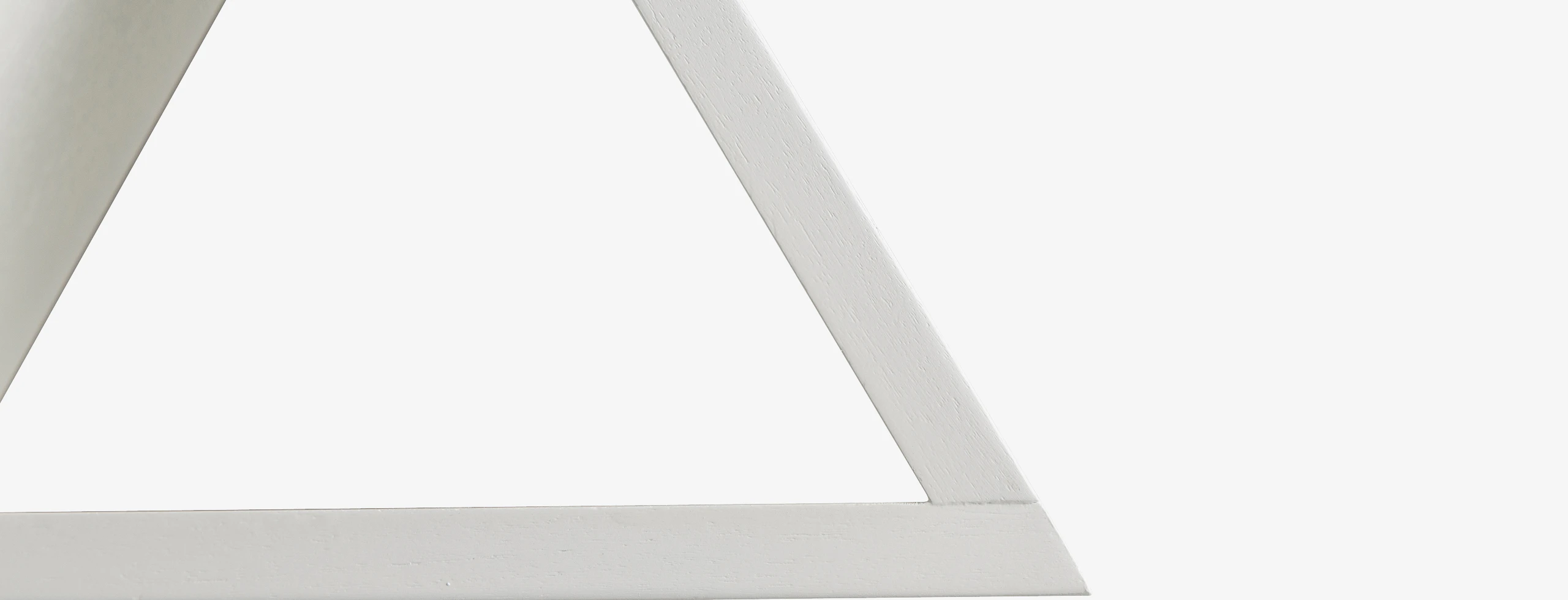 Hero Essie Shelf White