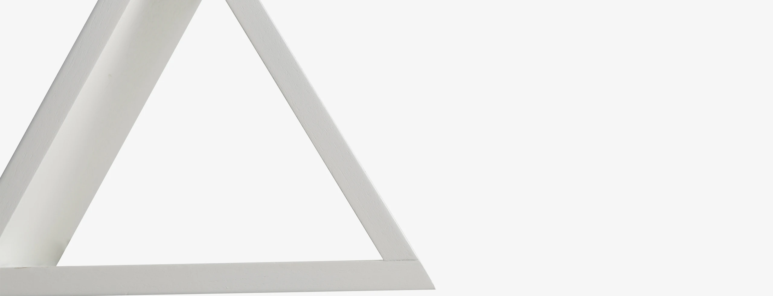 Hero Essie Shelf White