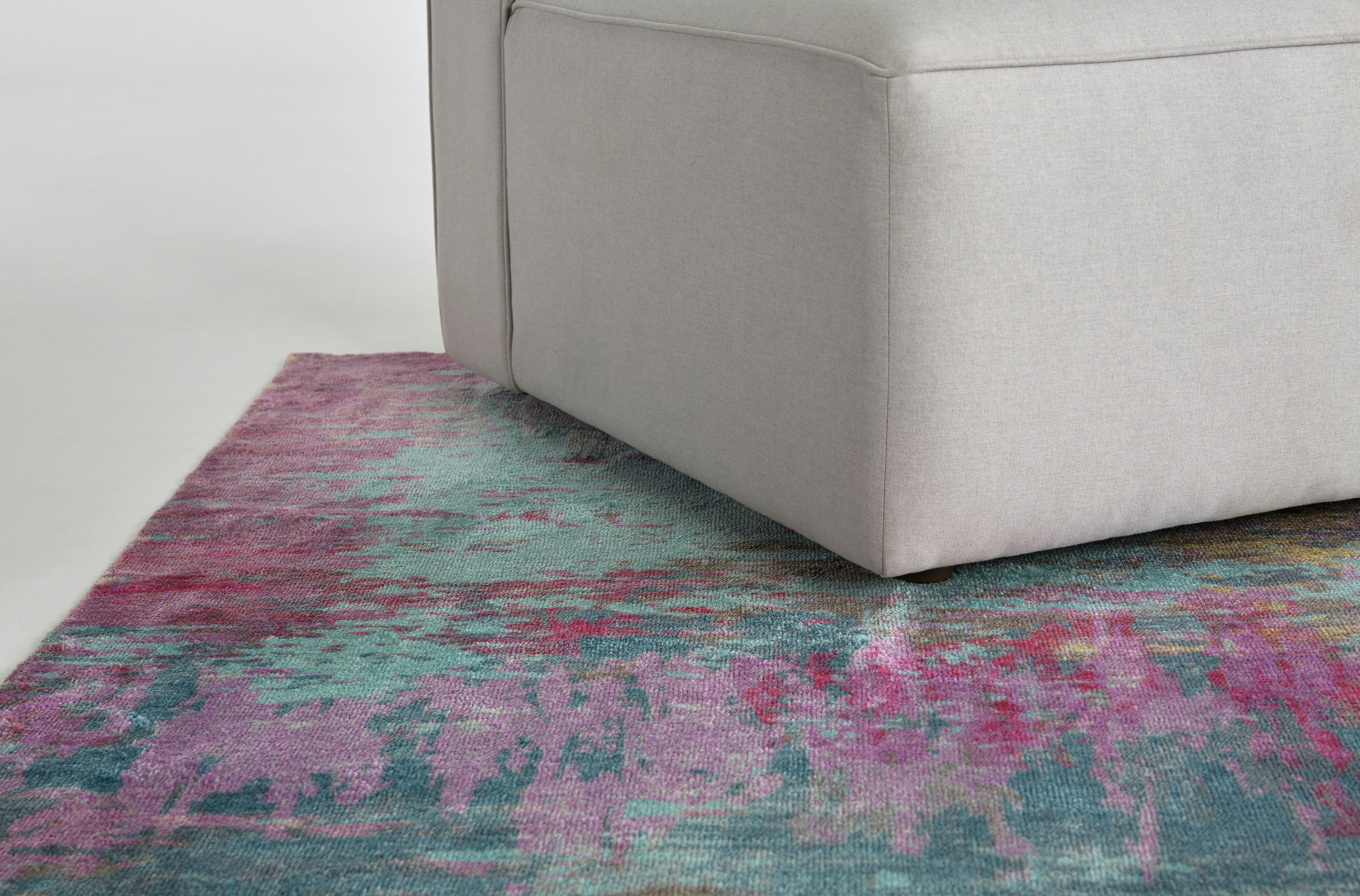 Logan Armless chair devon platinum lastudio hero