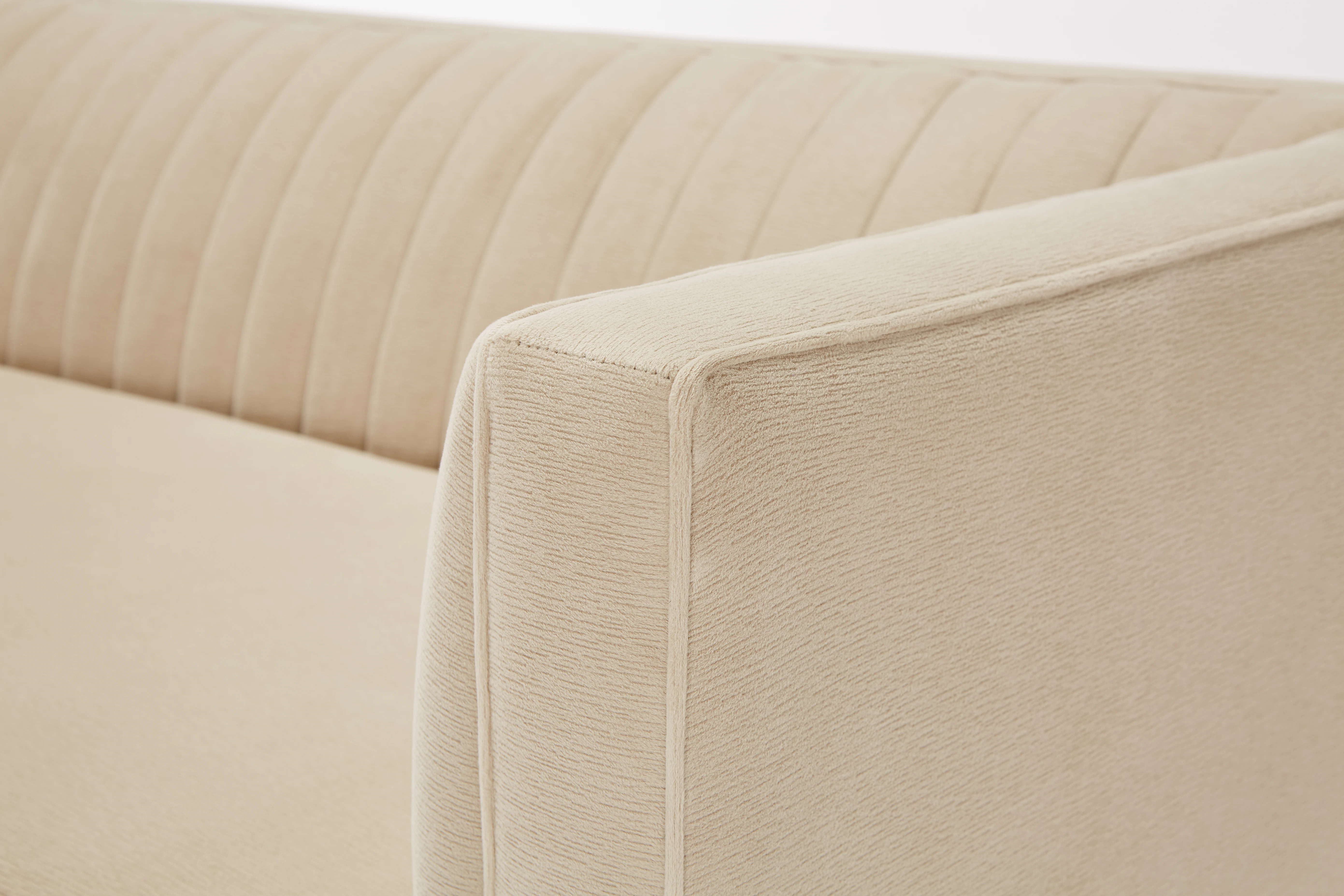 Chelsea Apartment Sofa Dunhill Sand