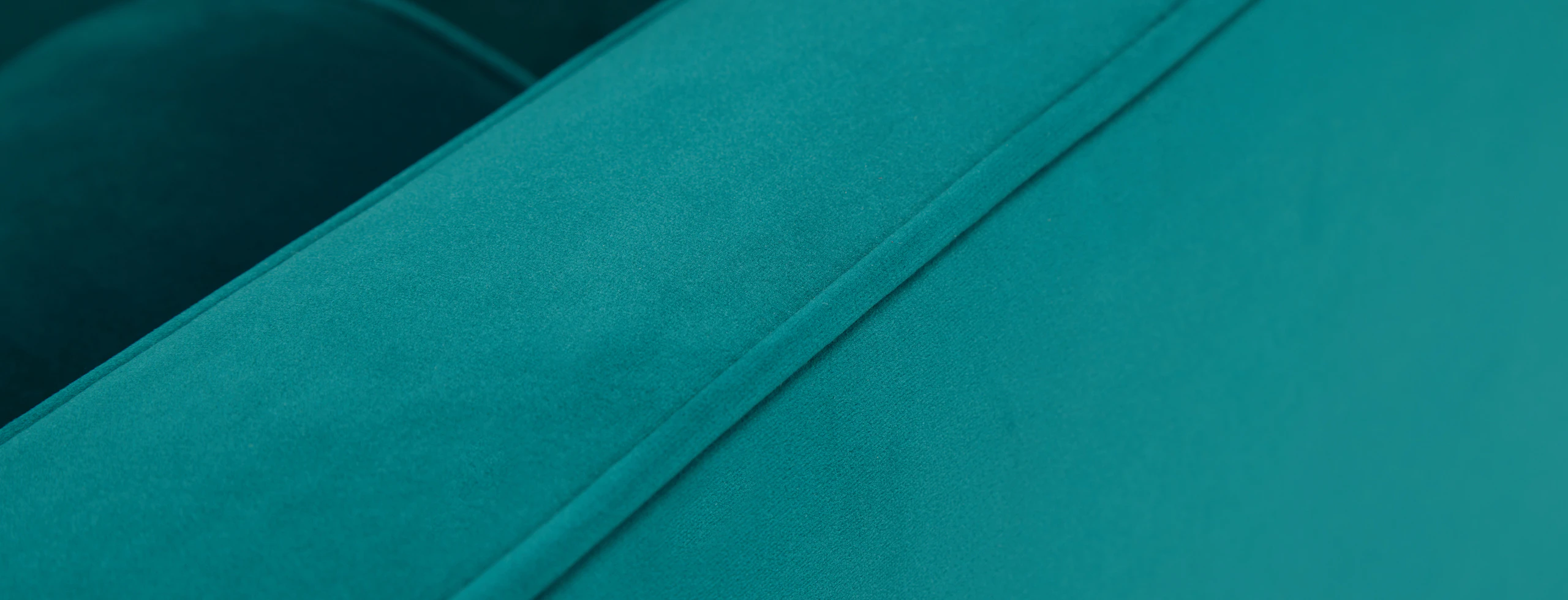 Briar Sleeper Royale Peacock