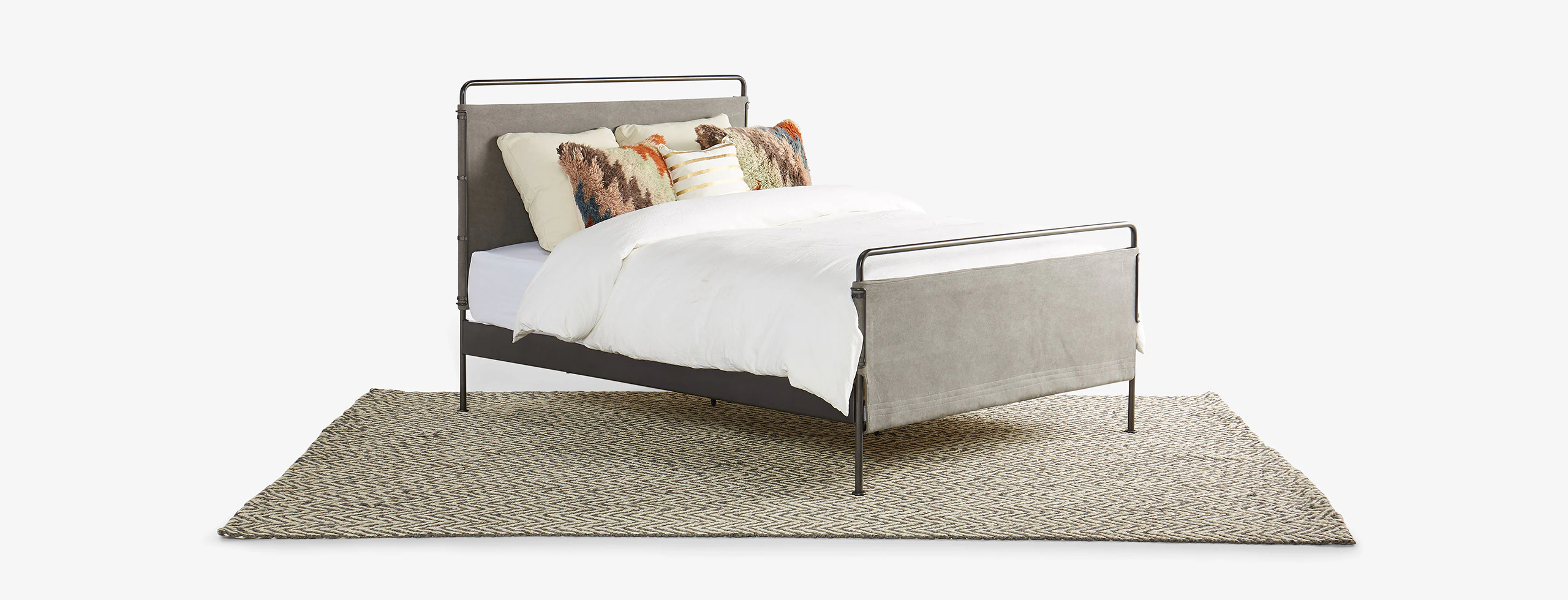 hero saar bed