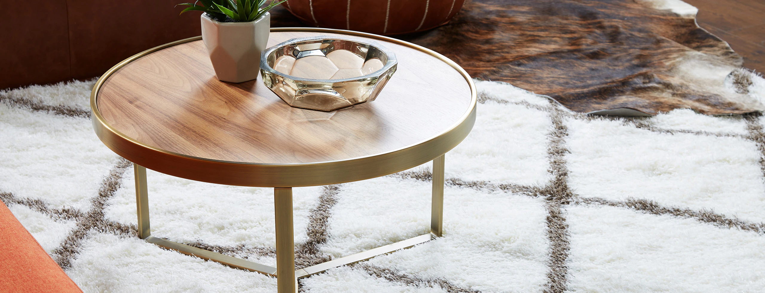 Mindy Coffee Table Flip