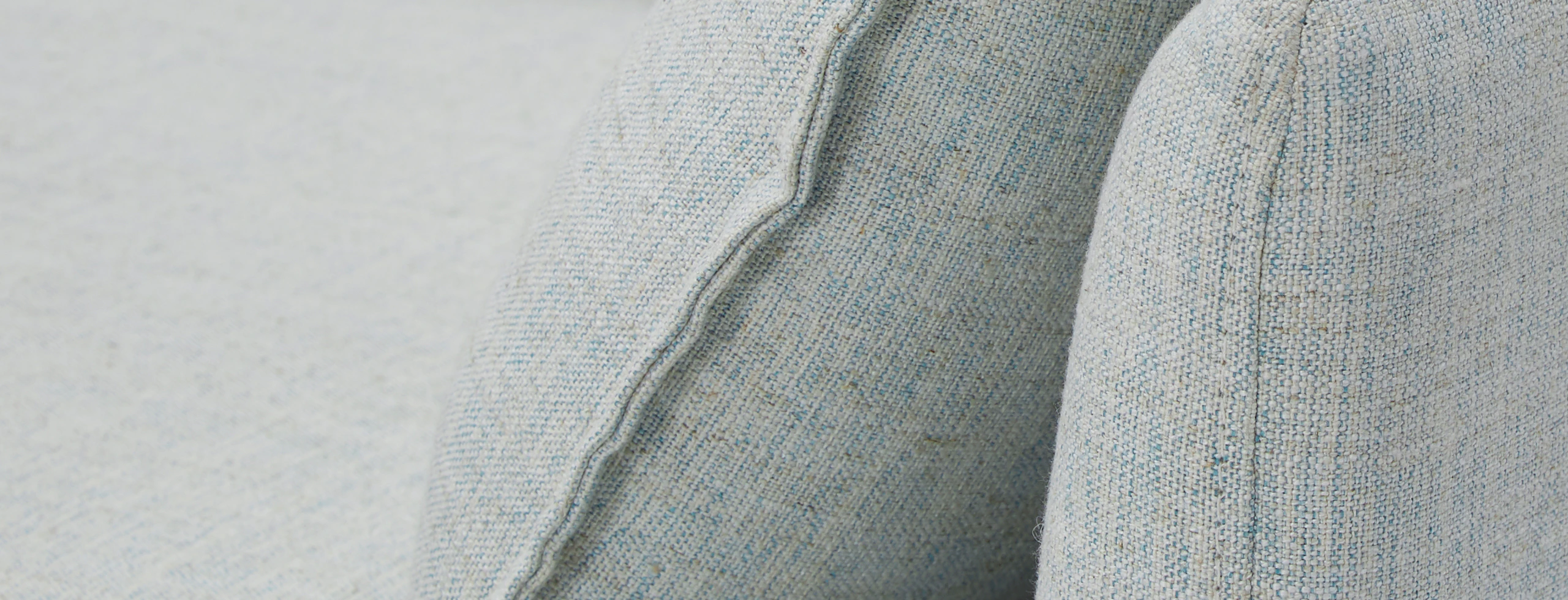 Bates Sofa Origin Mist