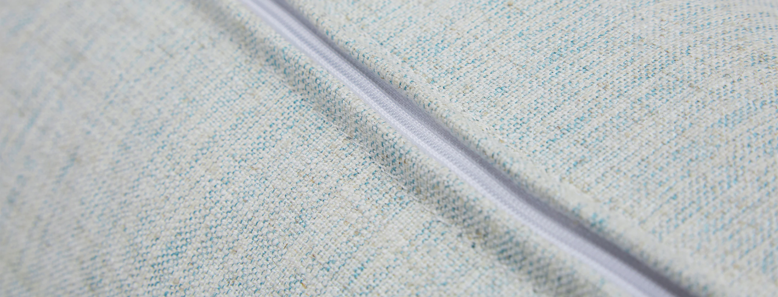 Bates Sofa Origin Mist
