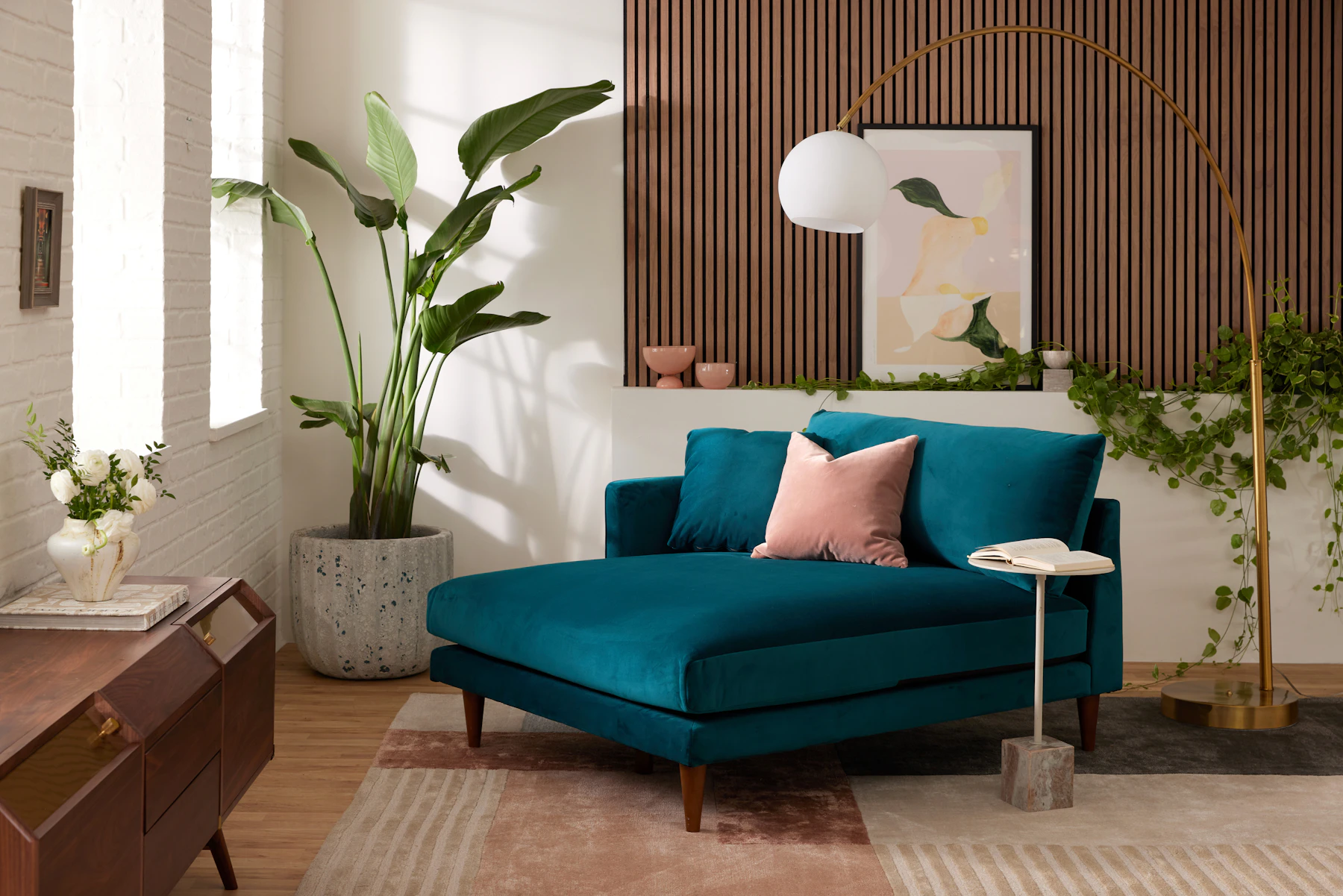 Lewis Single Arm Chaise