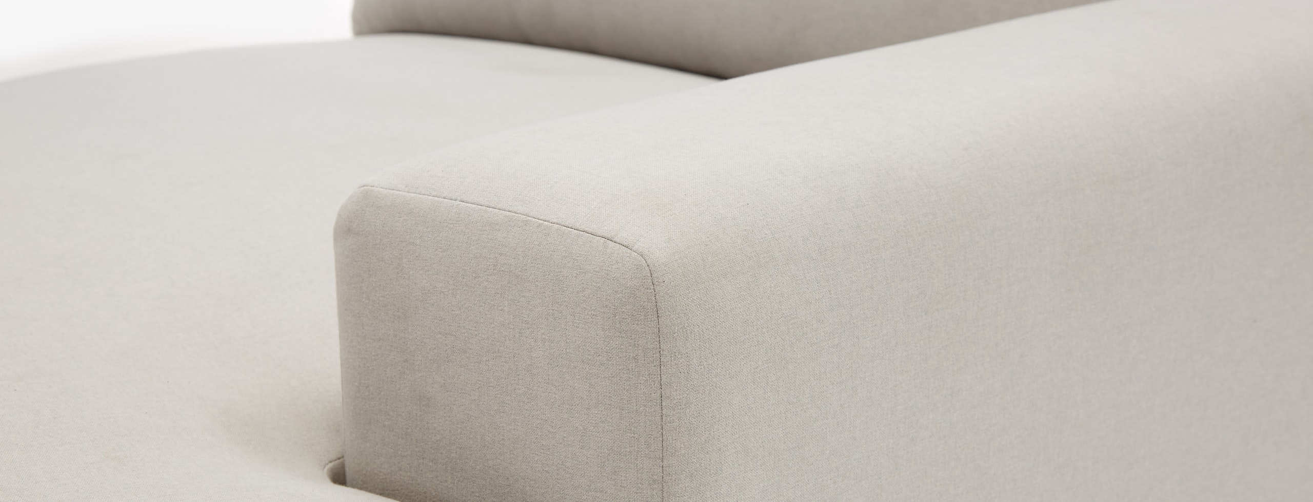 Holt Bumper Chair Devon Platinum