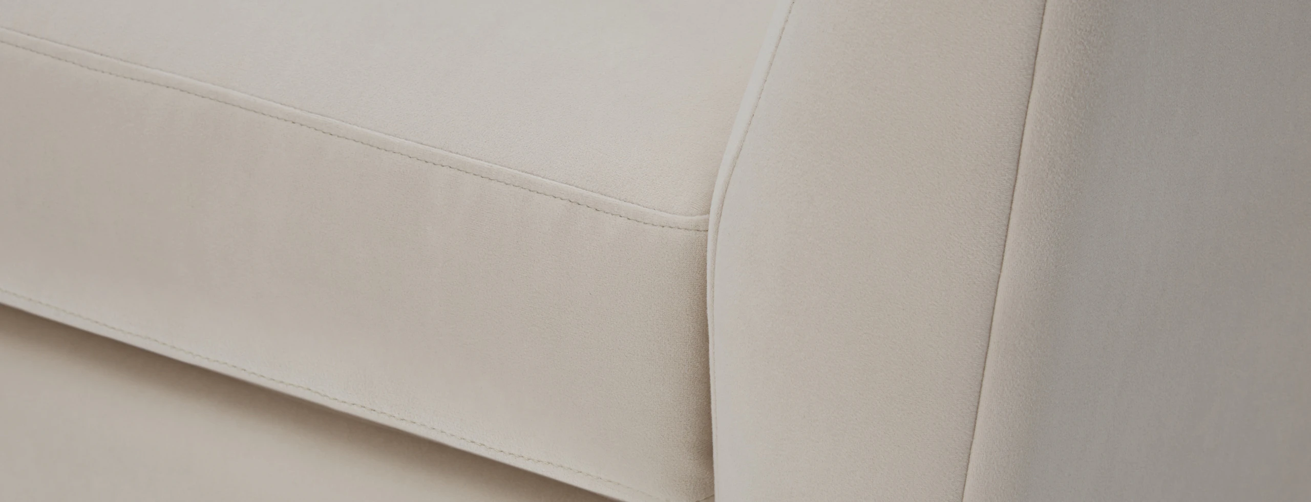 Duchess Apartment Sofa Pearl Luminance