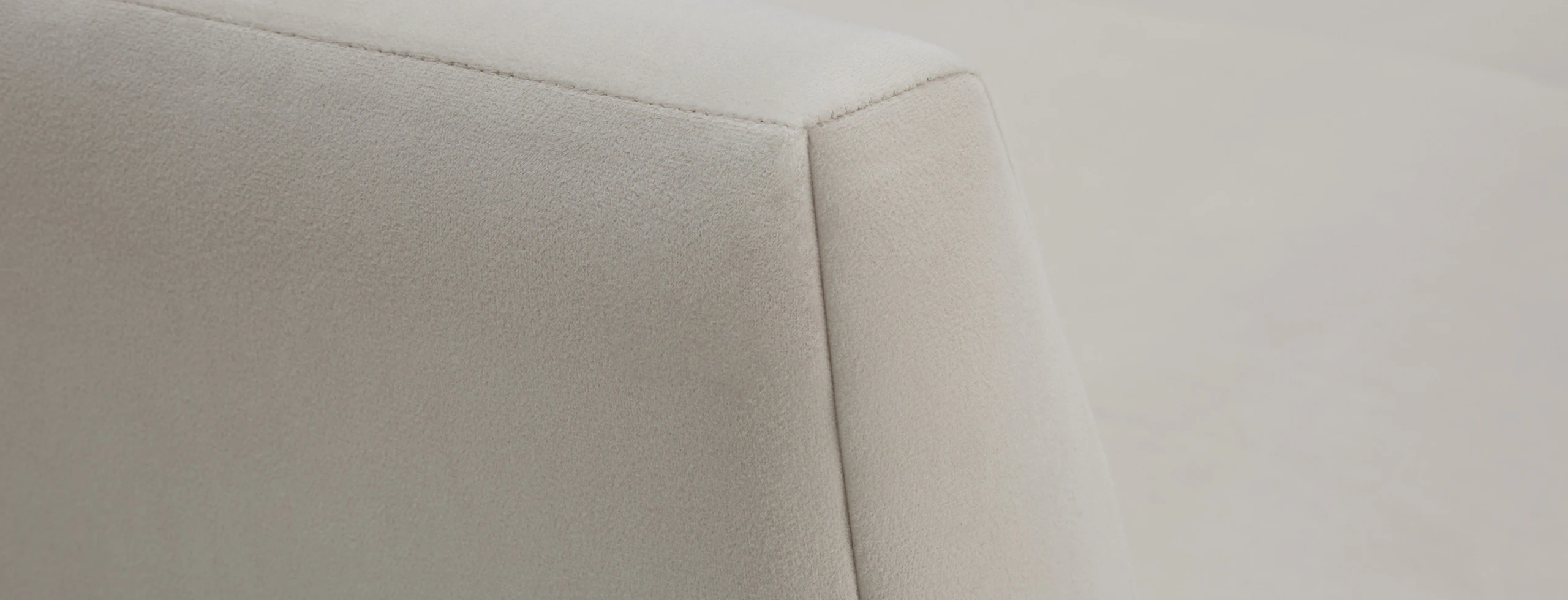 Duchess Apartment Sofa Pearl Luminance