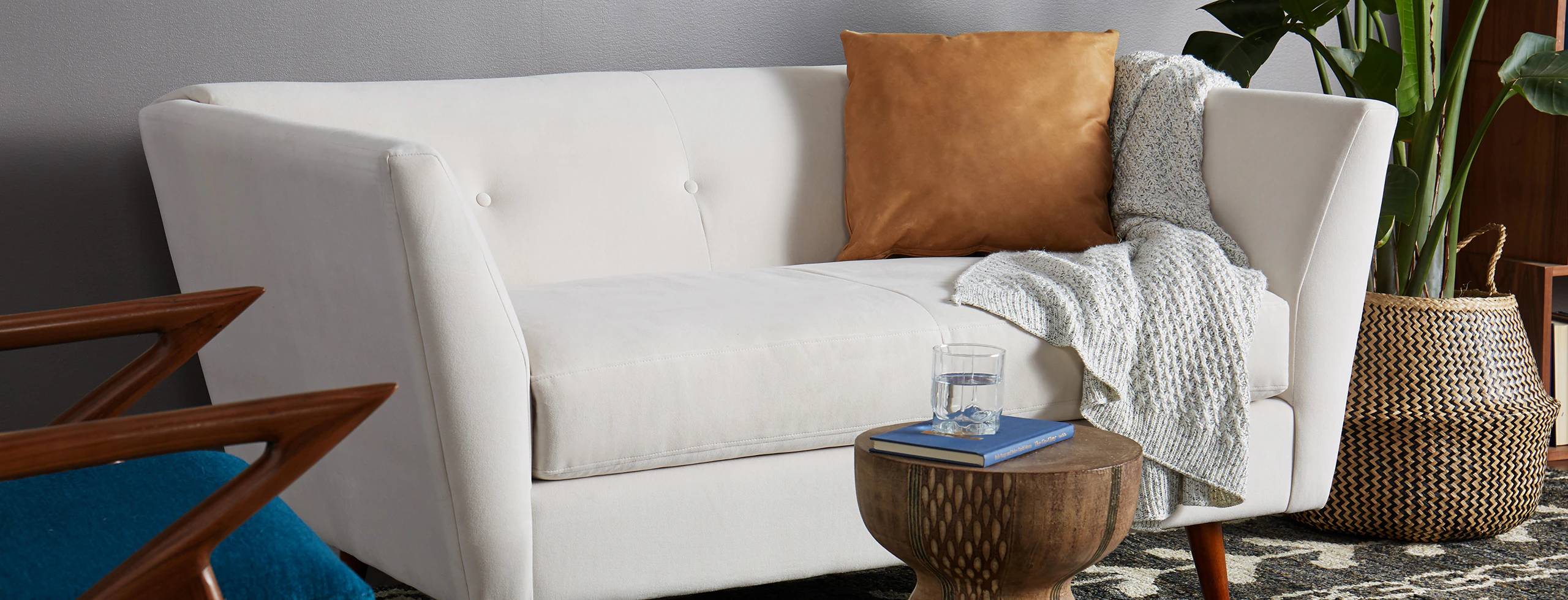 Sydney Apartment Sofa Pearl Luminance