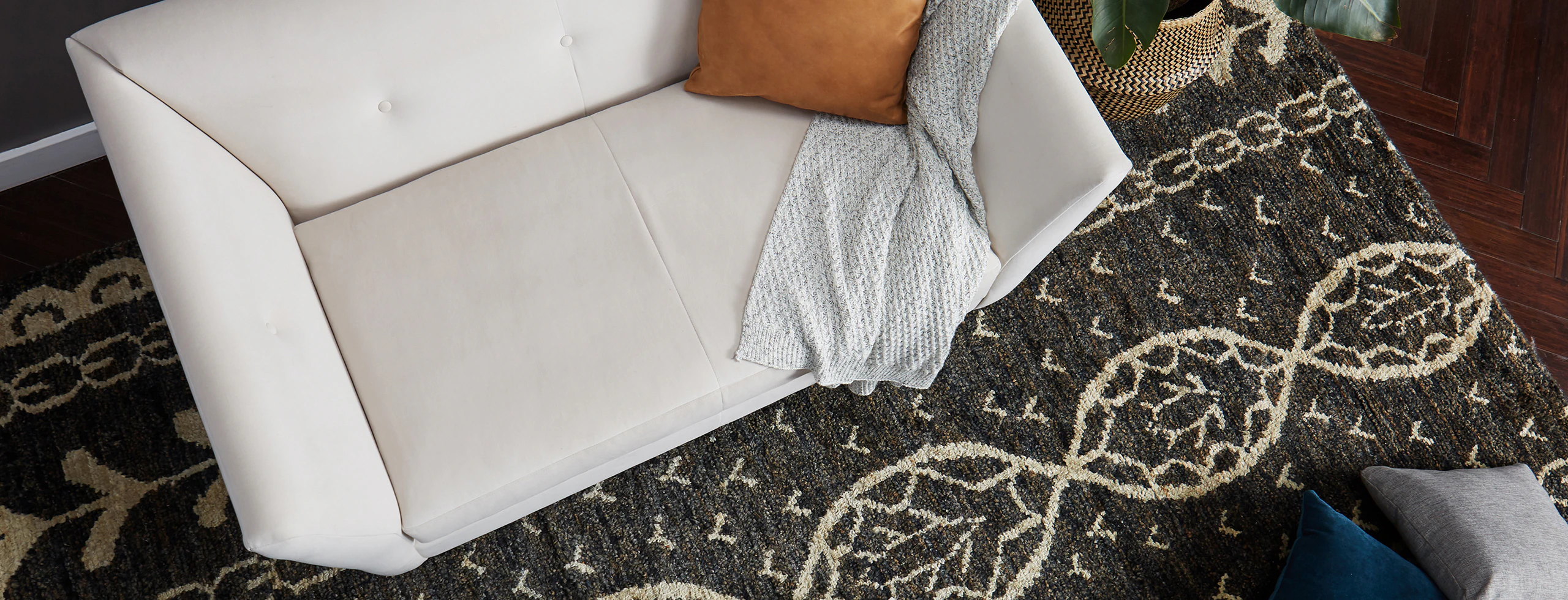 Sydney Apartment Sofa Pearl Luminance