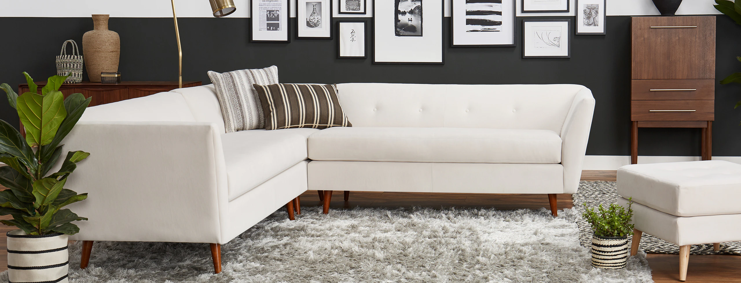 Duchess Corner Sectional Pearl Luminance