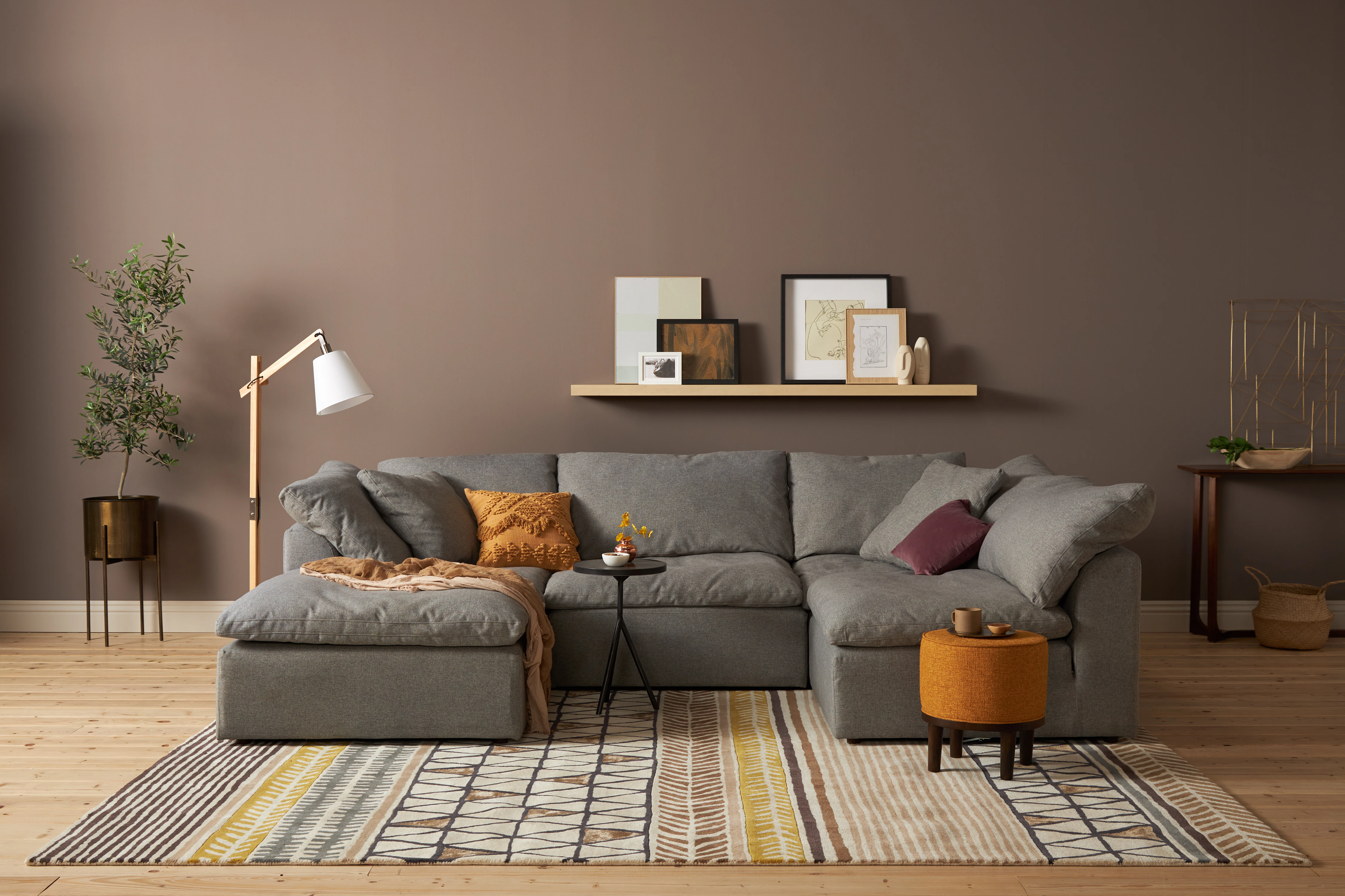Bryant Sofa Bumper Sectional