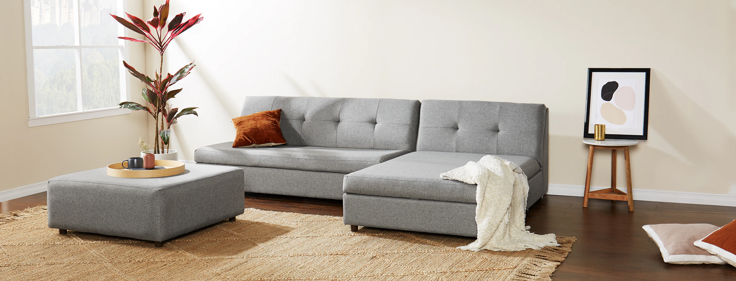 Carson piece Sectional with Ottoman Taylor Felt Grey