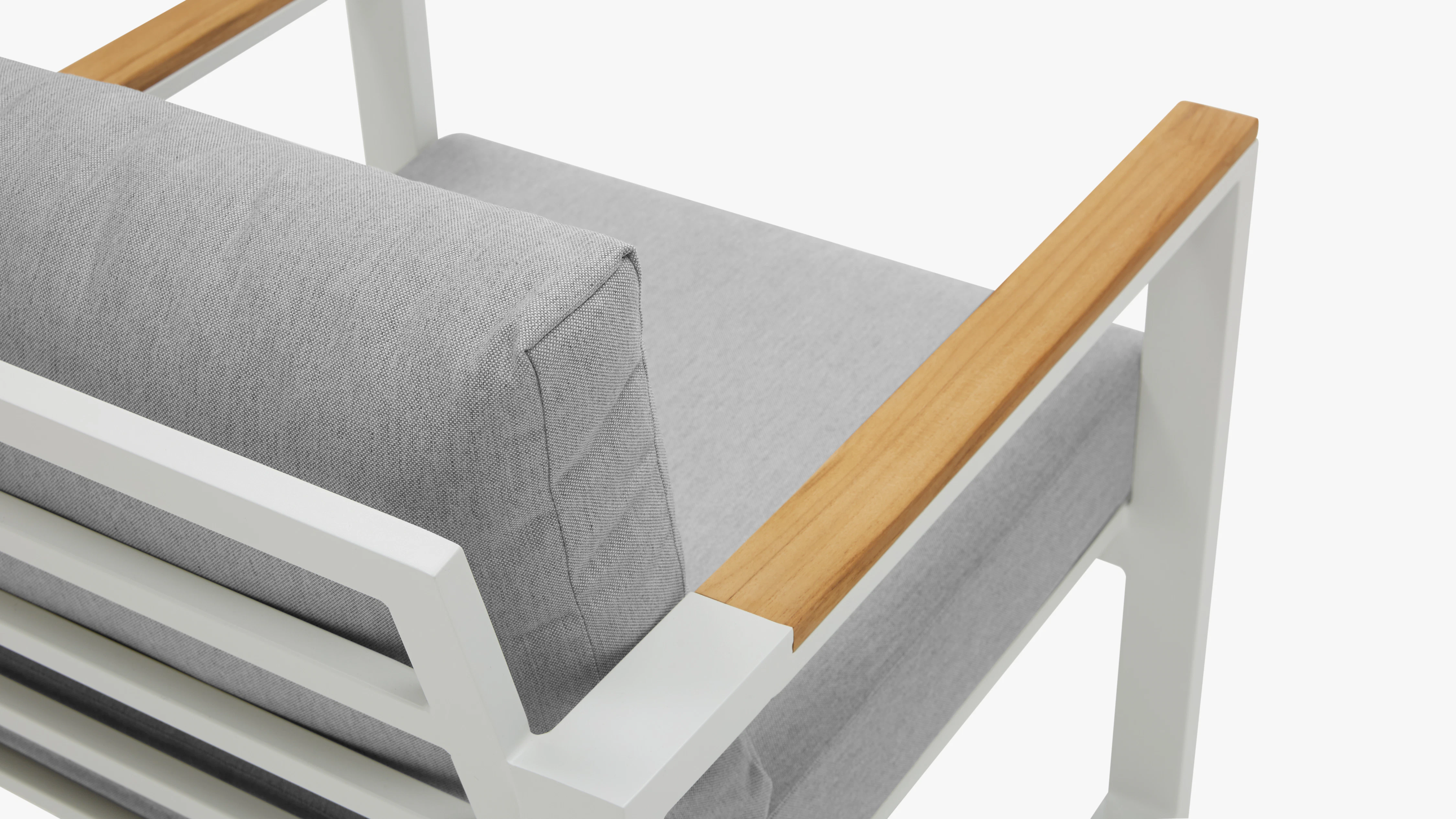 Laurel Outdoor Lounge Chair