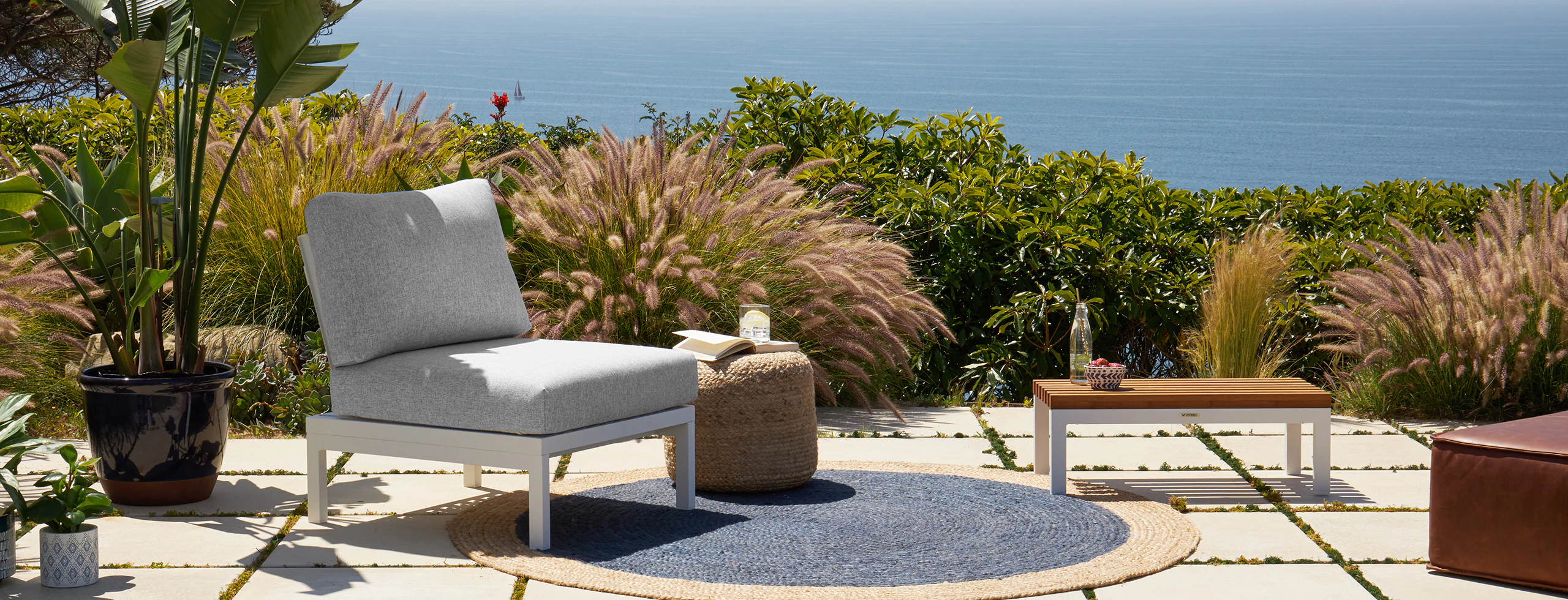 Scout Outdoor Convertible Chair Ottoman