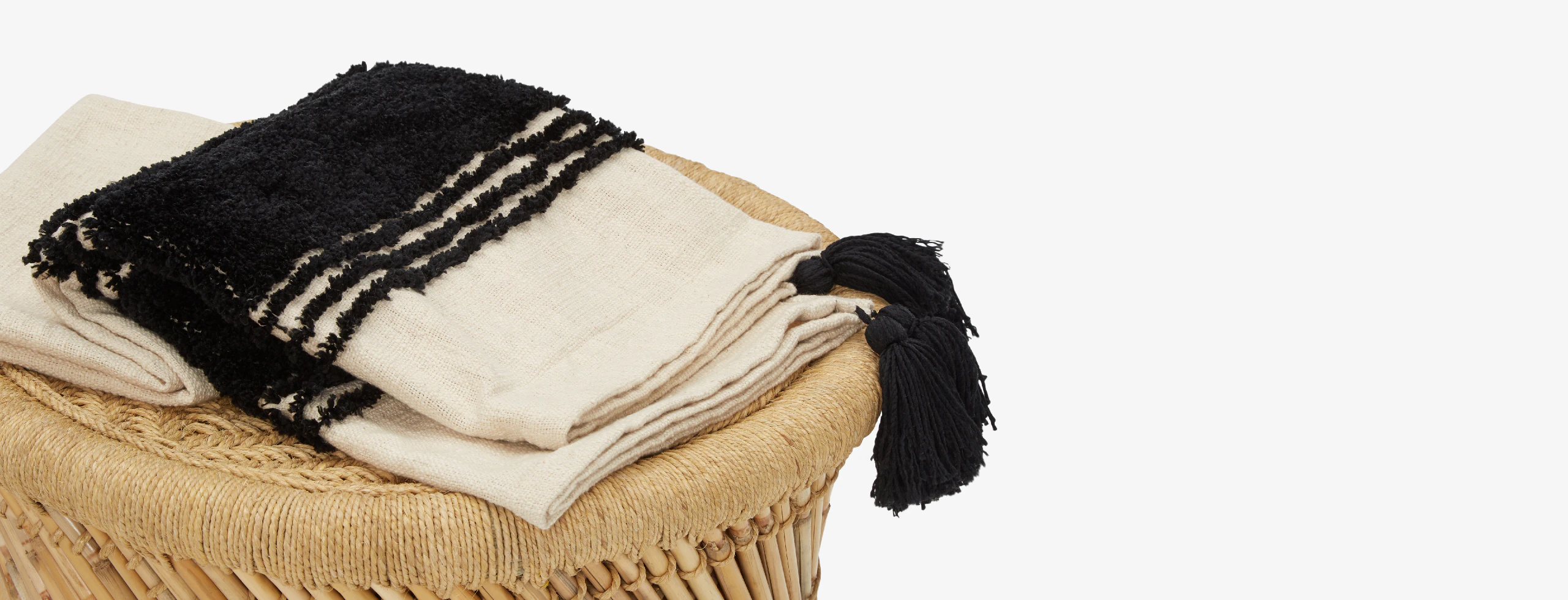Tufted Slub Black And White Throw